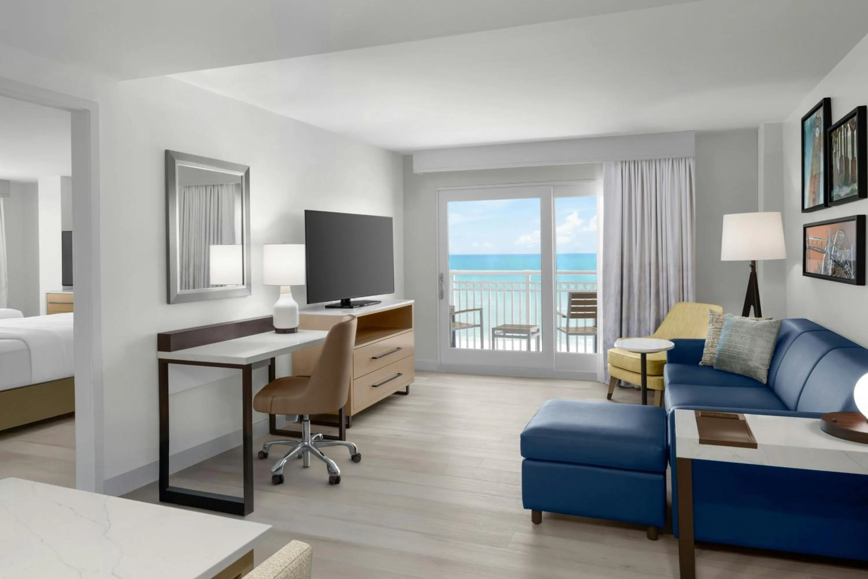 Living room, Bed in Residence Inn by Marriott Daytona Beach Oceanfront