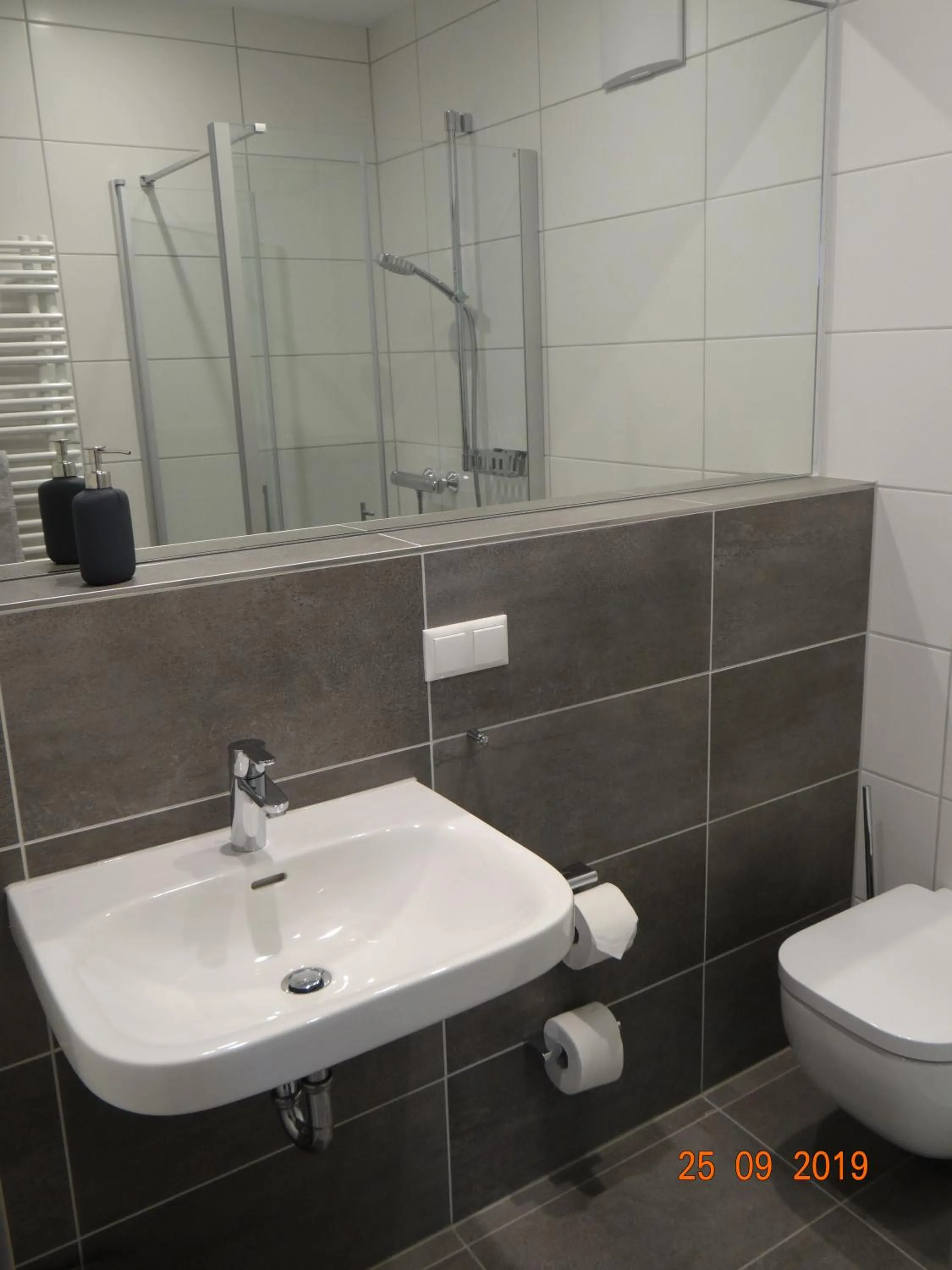 Toilet in Apartmenthaus Vogel