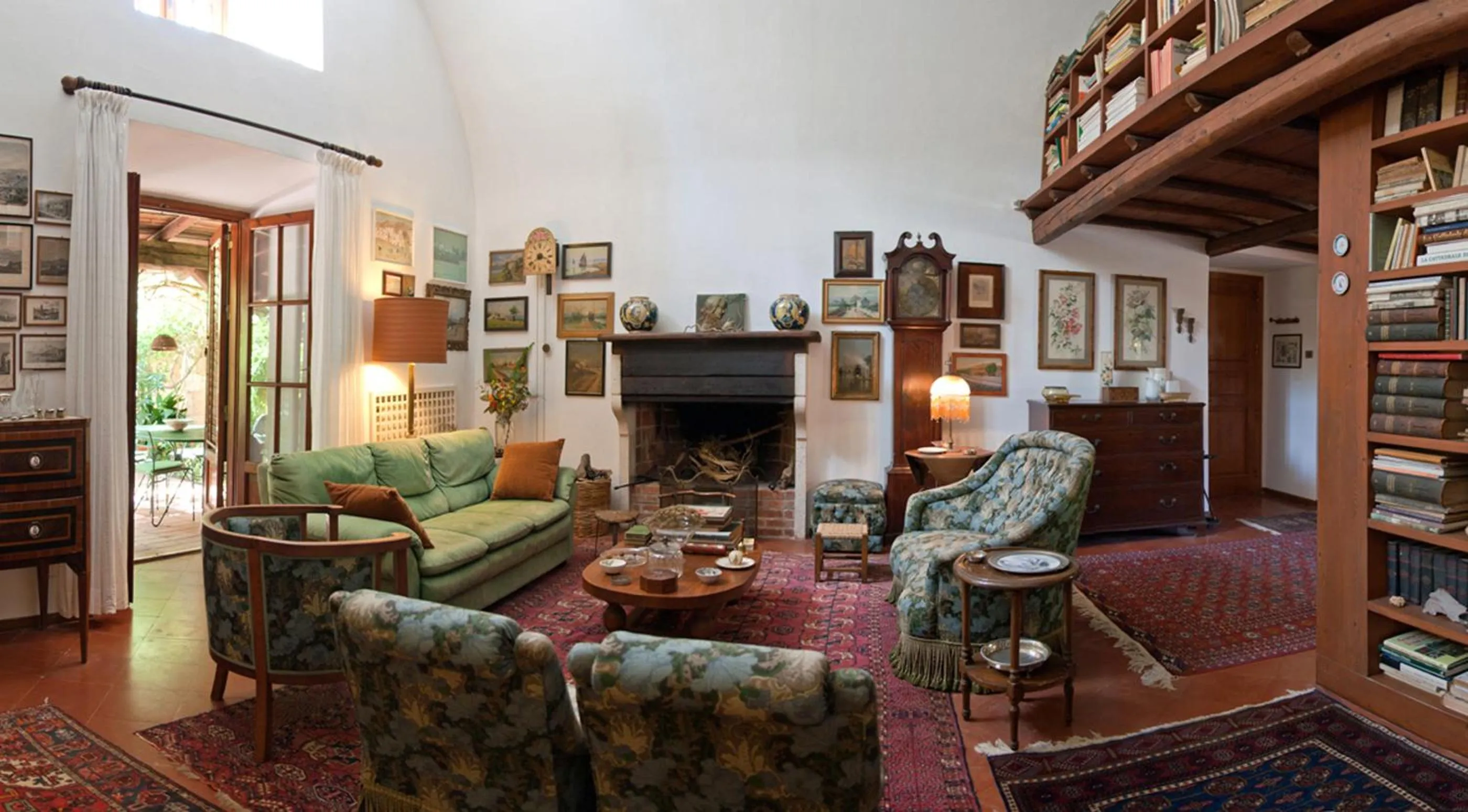 Communal lounge/ TV room in Il Glicine La Piana dei Colli