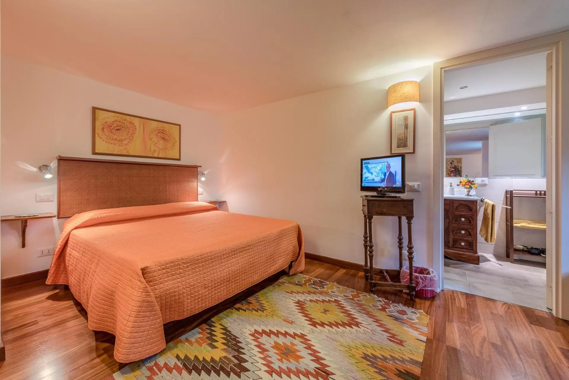 Photo of the whole room, Bed in Il Glicine La Piana dei Colli