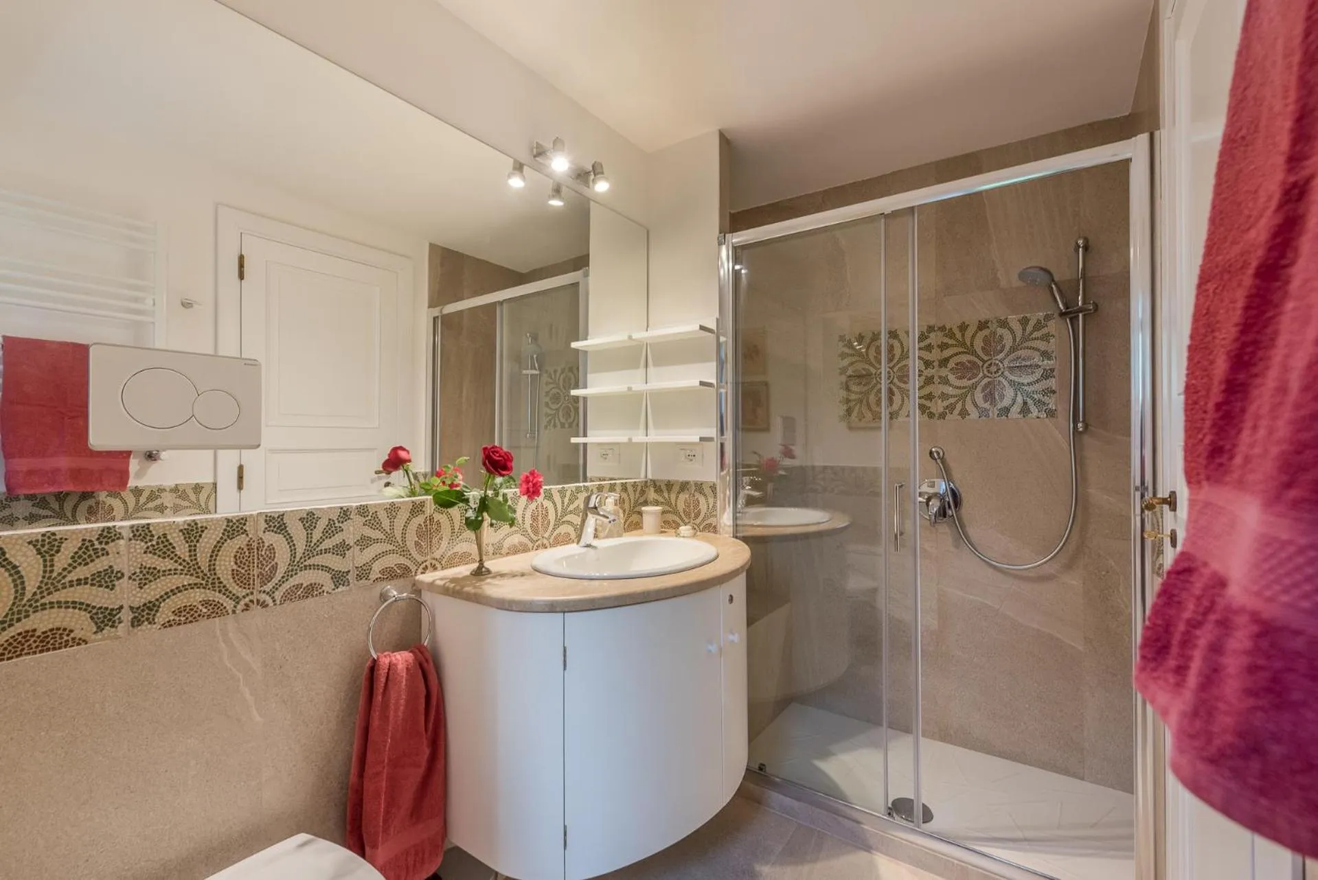 Bathroom in Il Glicine La Piana dei Colli