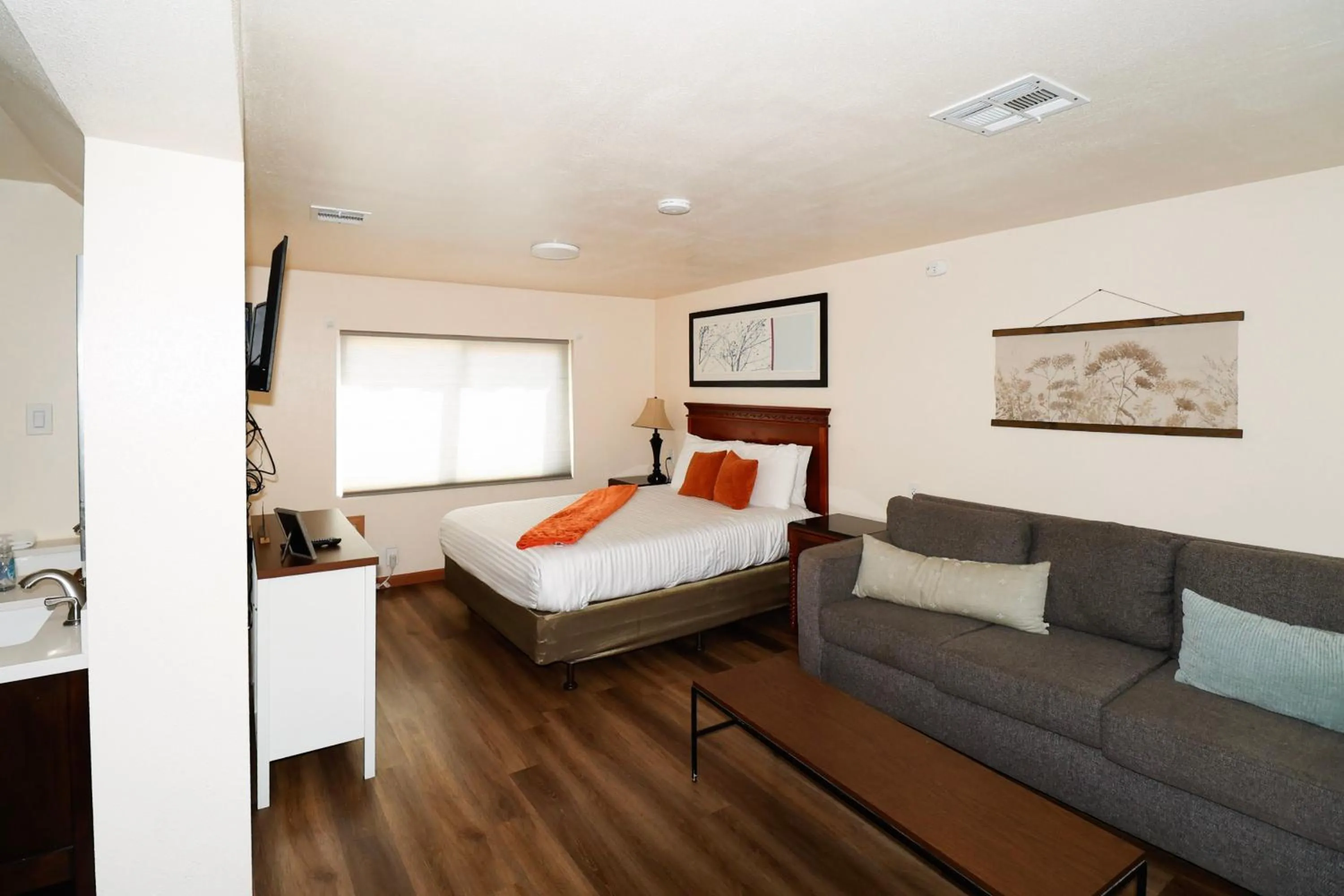 Bed in Sequoia Village