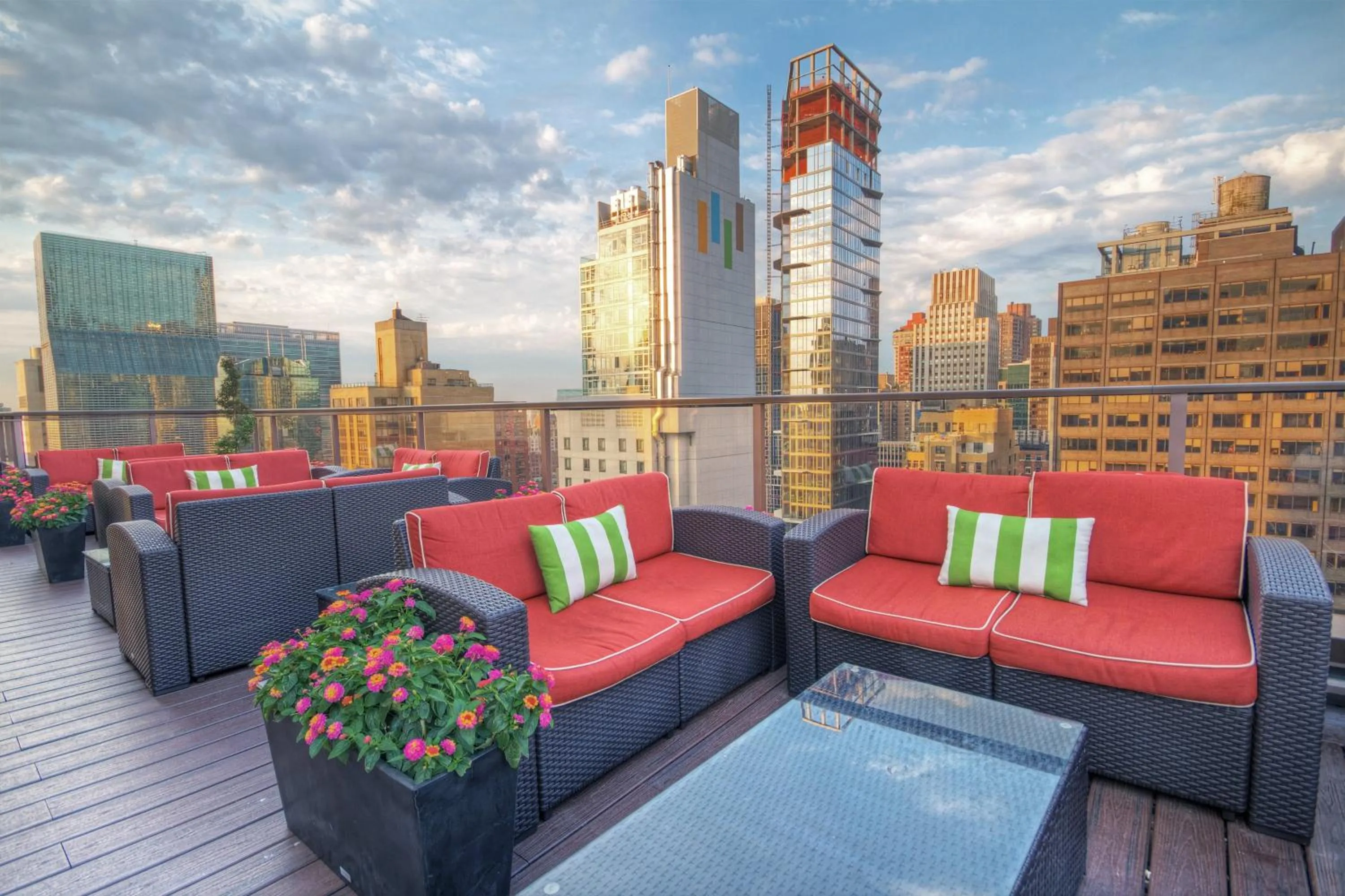 Property building in Club Wyndham Midtown 45