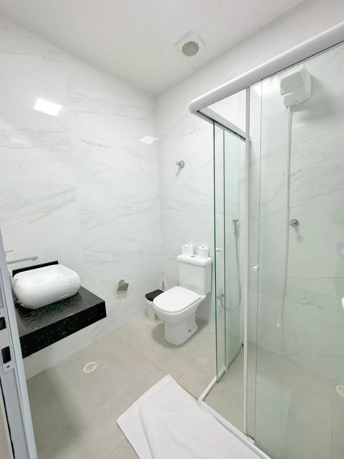 Shower in Pousada Village Cozumel