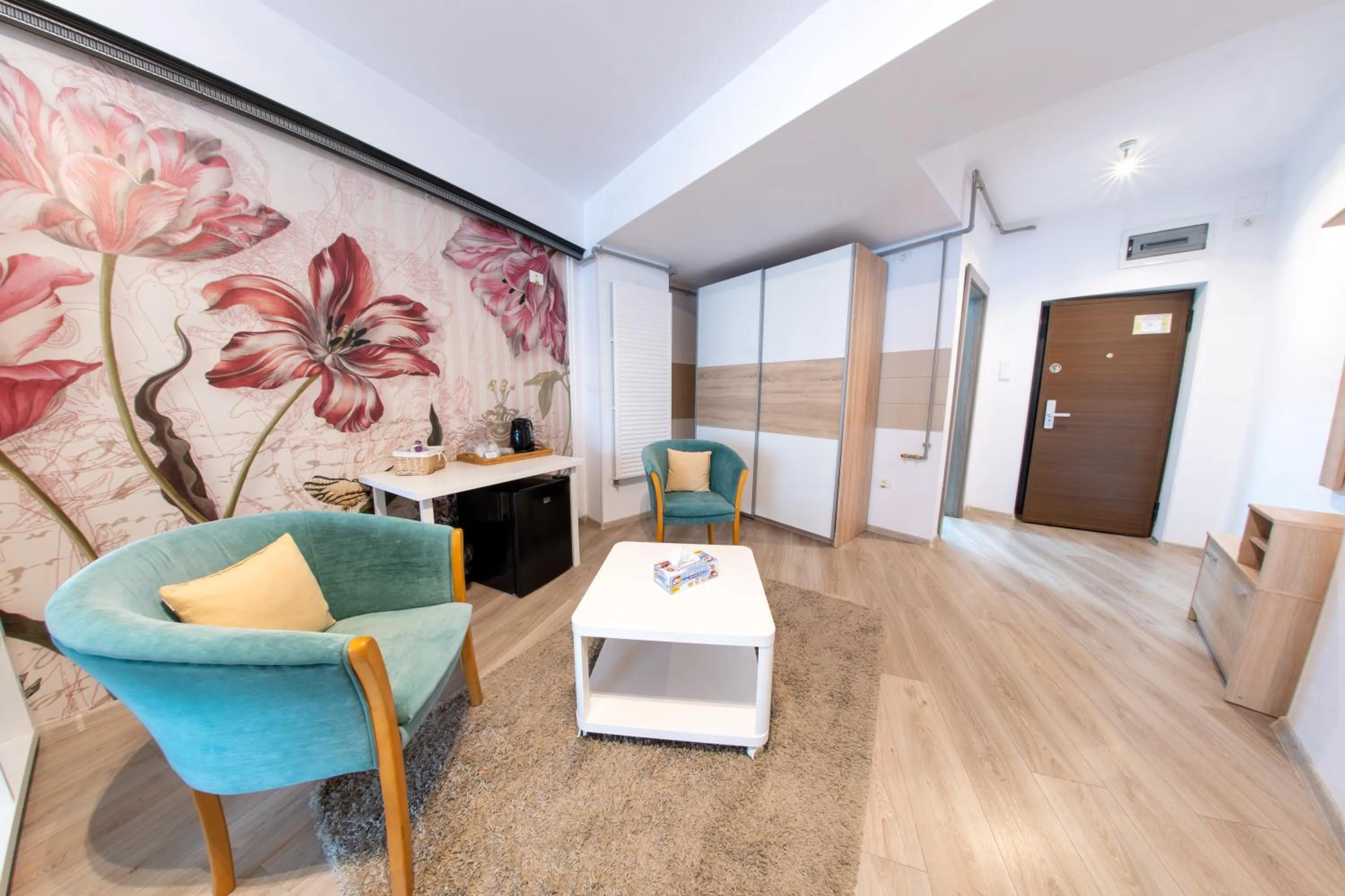 Seating area in Avenue Parliament Old Town - Avenue Hotels