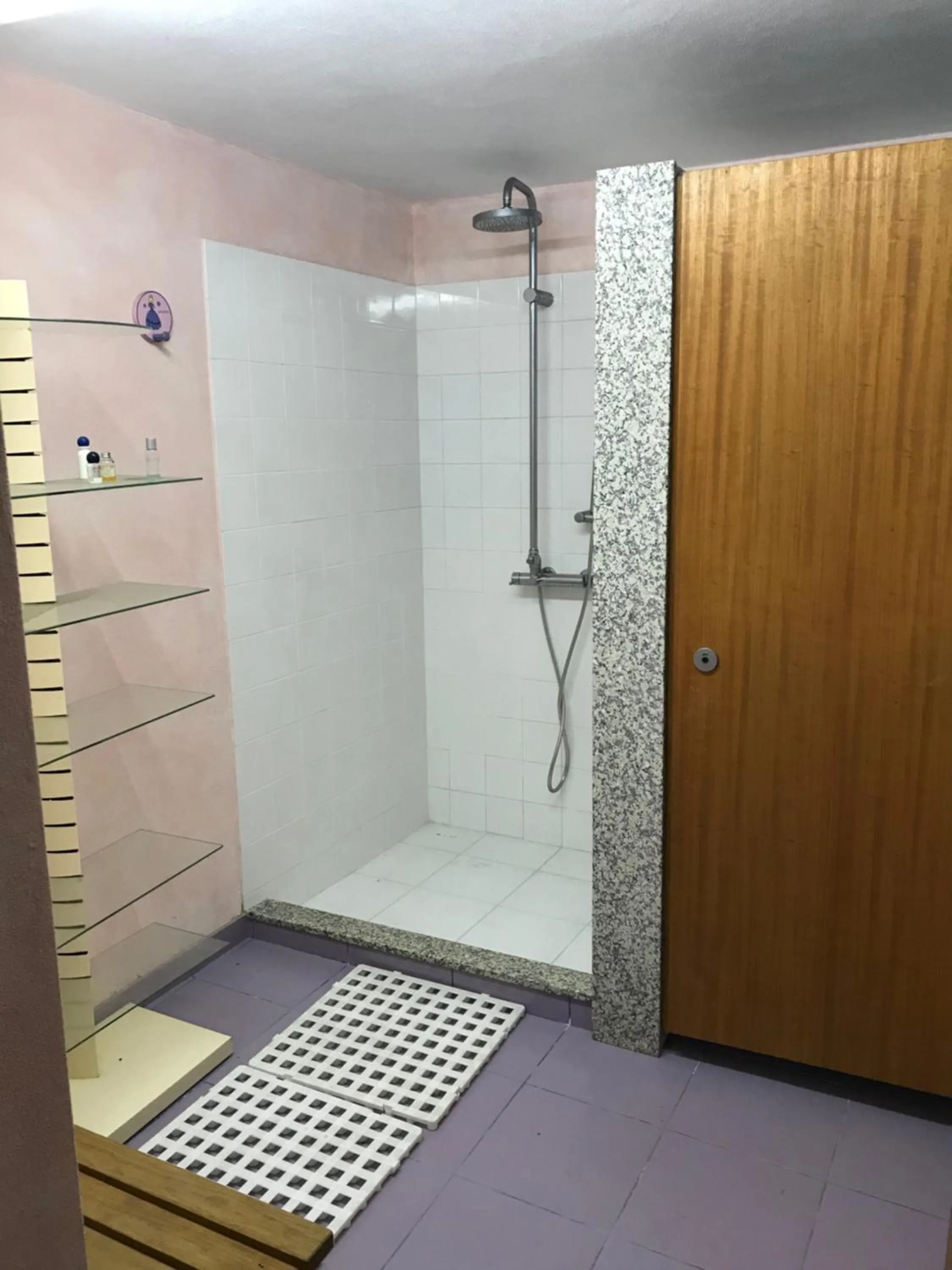 quarto familiar zona guimaraes