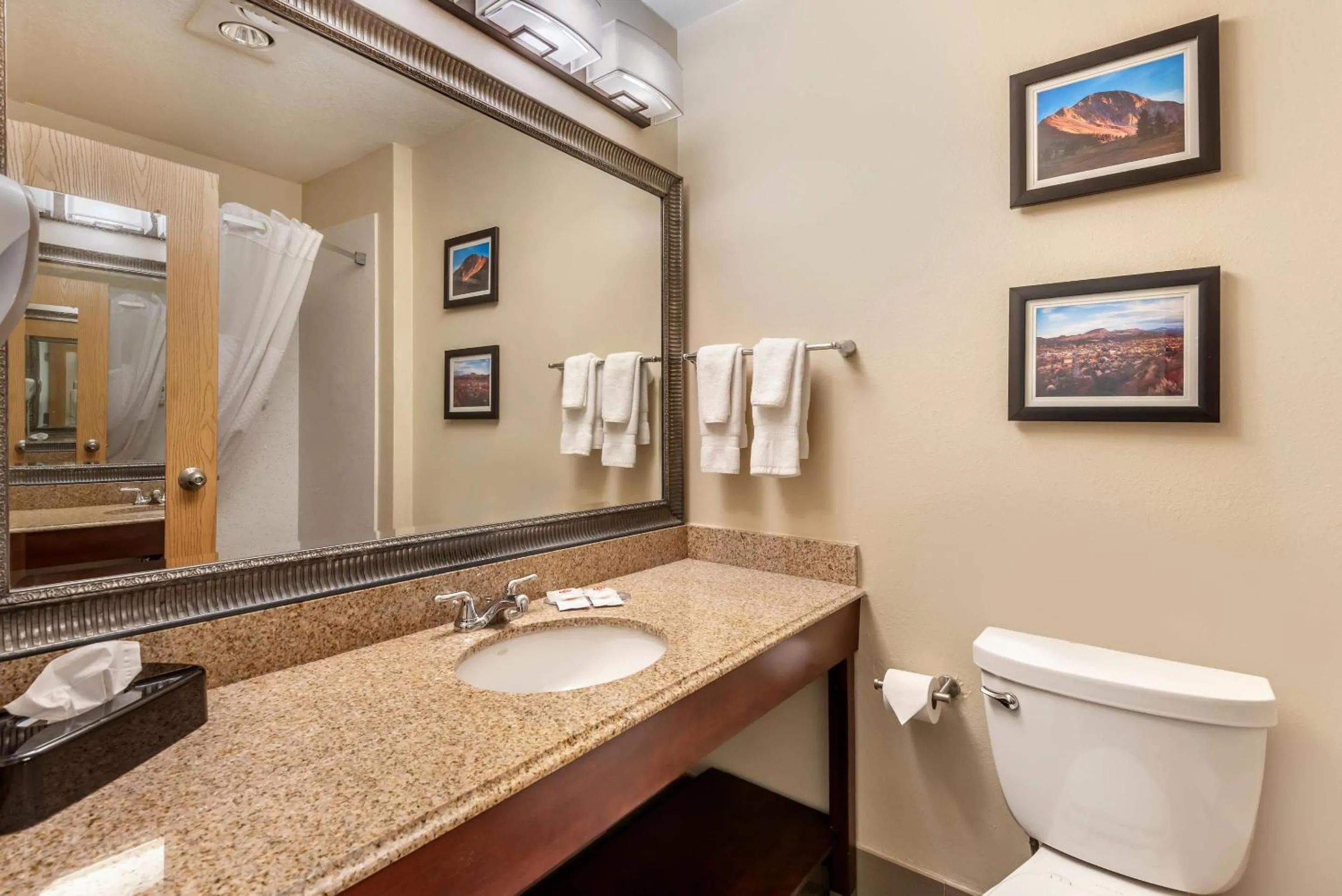 Bedroom in Comfort Inn & Suites Durango