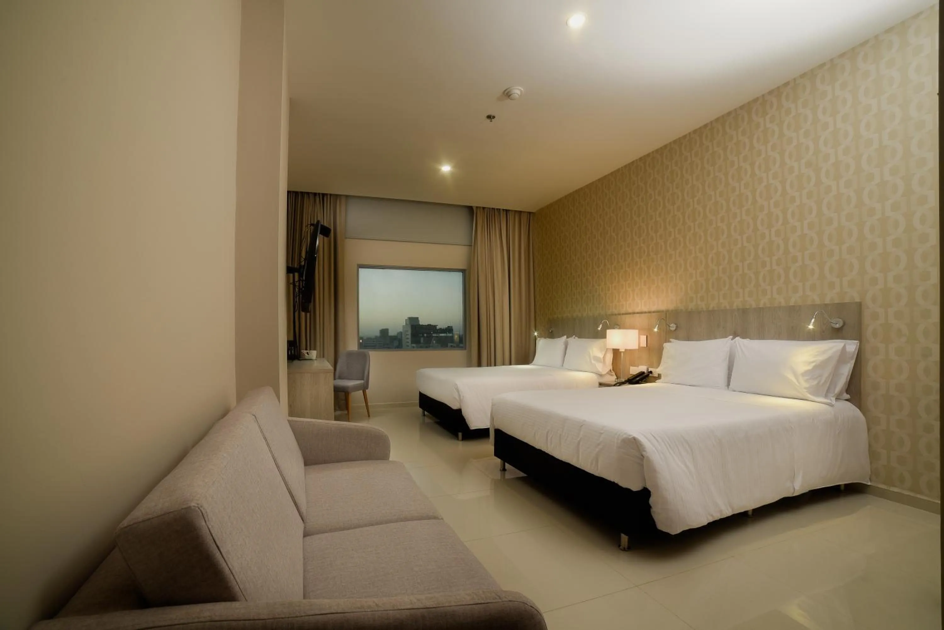 Photo of the whole room, Bed in Hotel Dorado Plaza Alto Prado