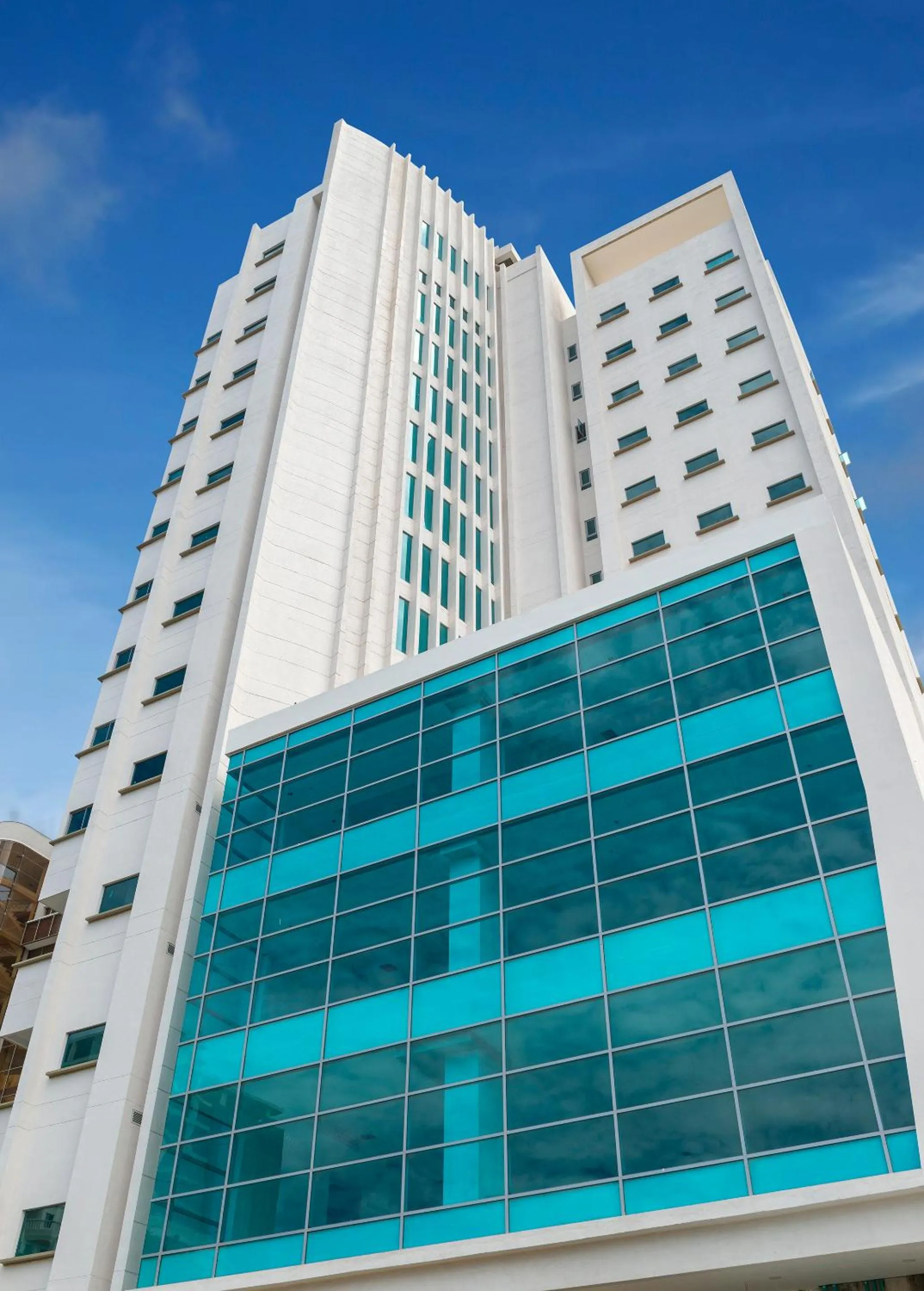 Property building in Hotel Dorado Plaza Alto Prado