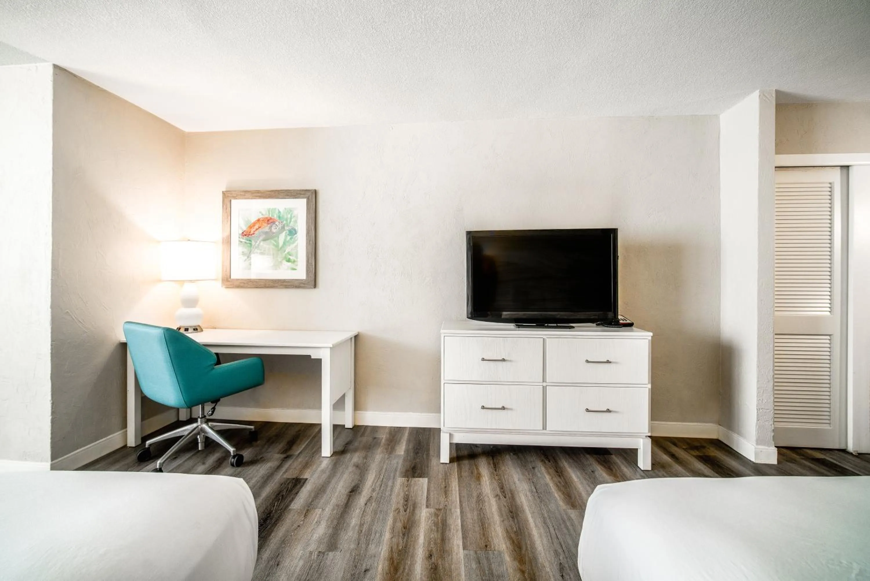 Bed in Perry's Ocean-Edge Resort