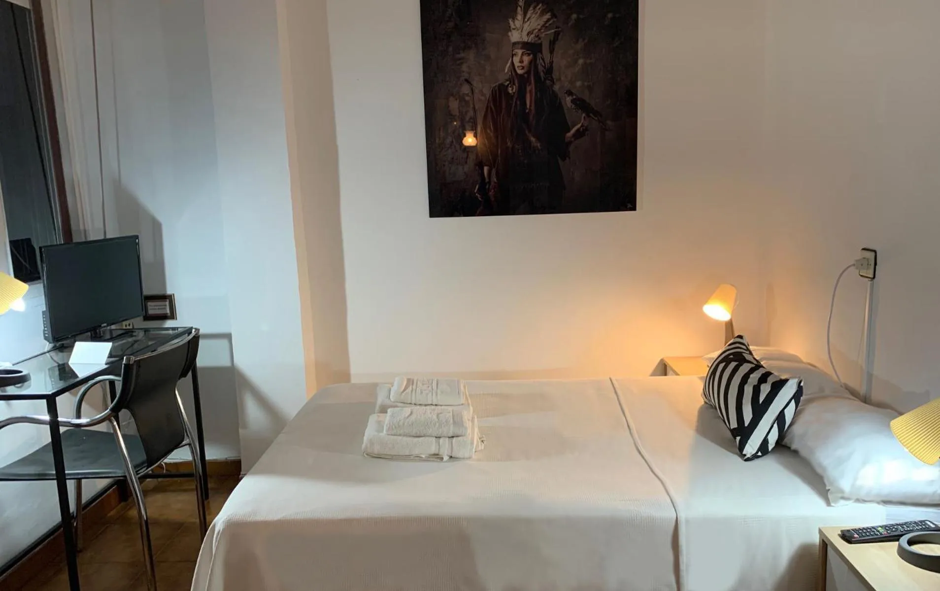 Bedroom in Hotel y Restaurante Puerta de Aranda