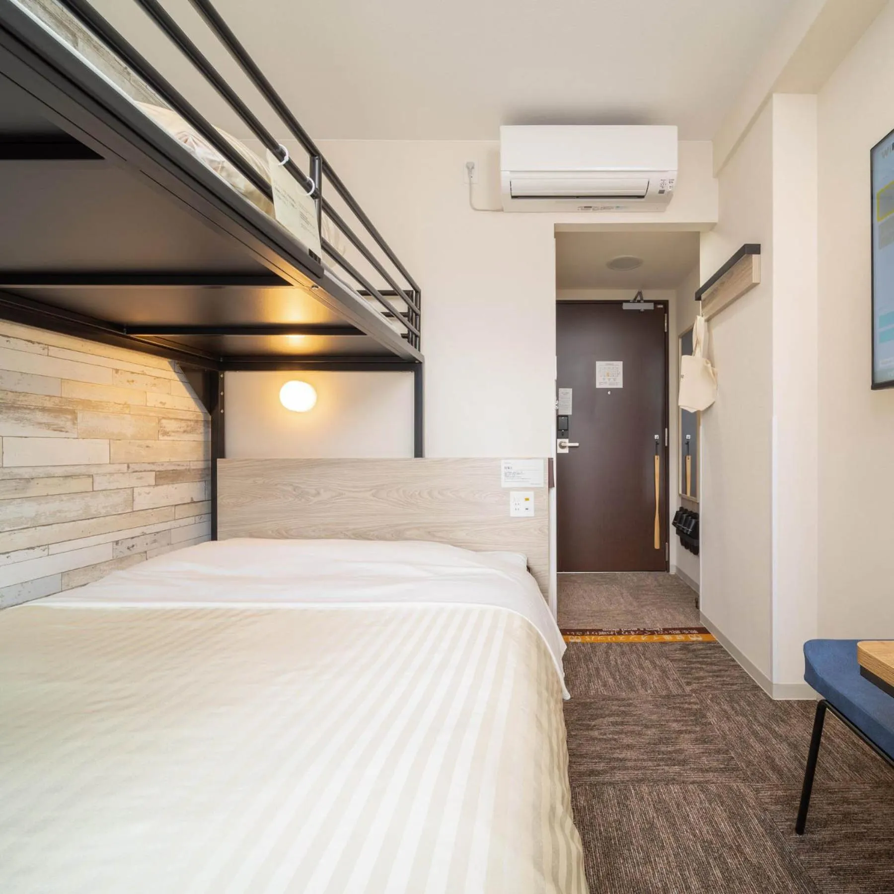 bunk bed in Super Hotel Echizen Takefu