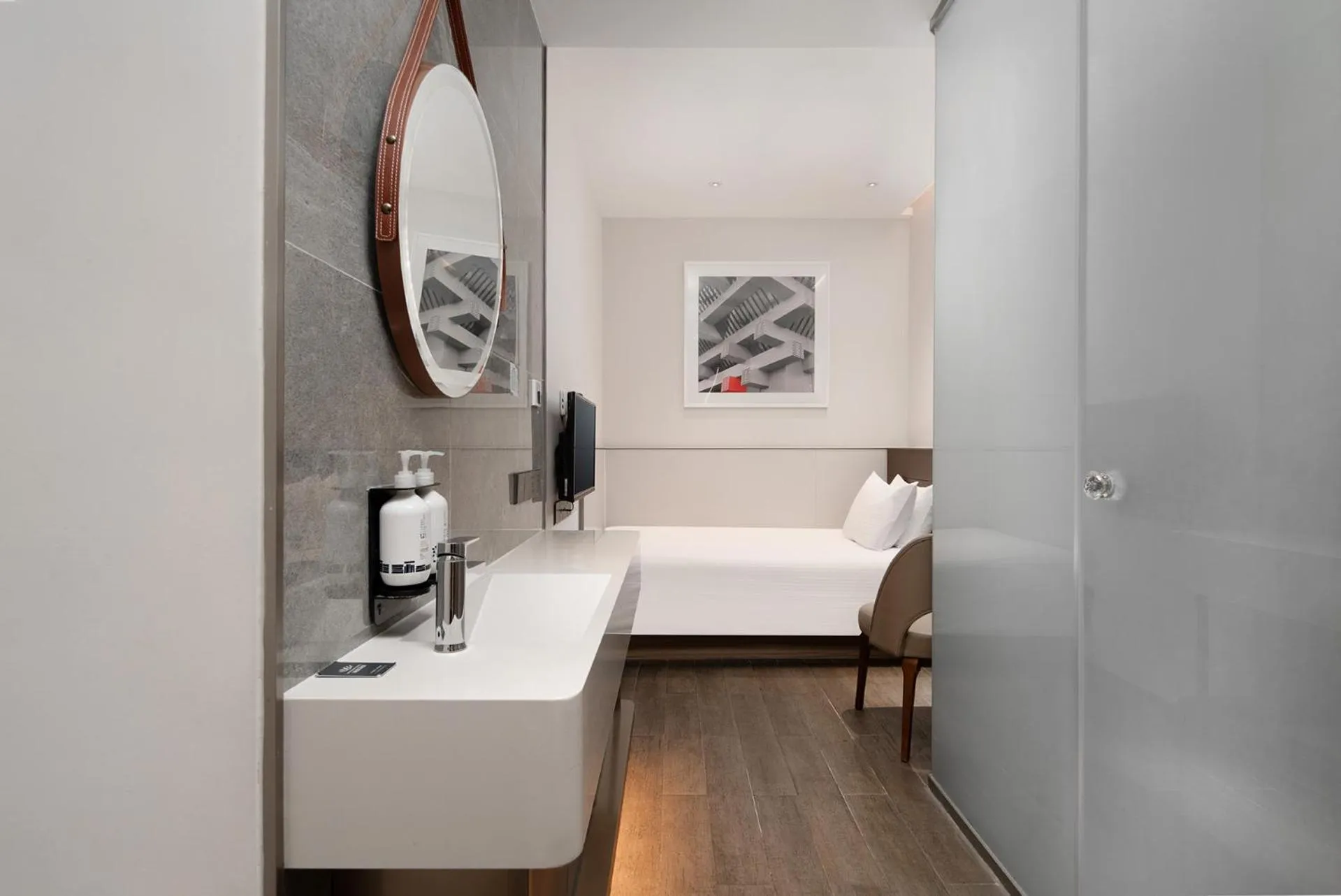 View (from property/room), Bed in Meichen Hotel 2nd Floor Terminal Building Beijing Daxing International Airport