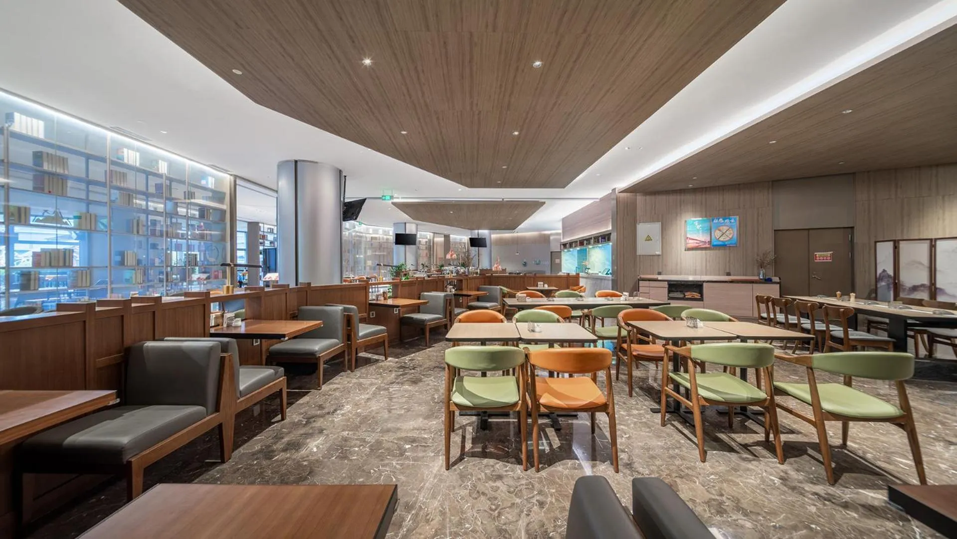 Restaurant/places to eat in Meichen Hotel 2nd Floor Terminal Building Beijing Daxing International Airport