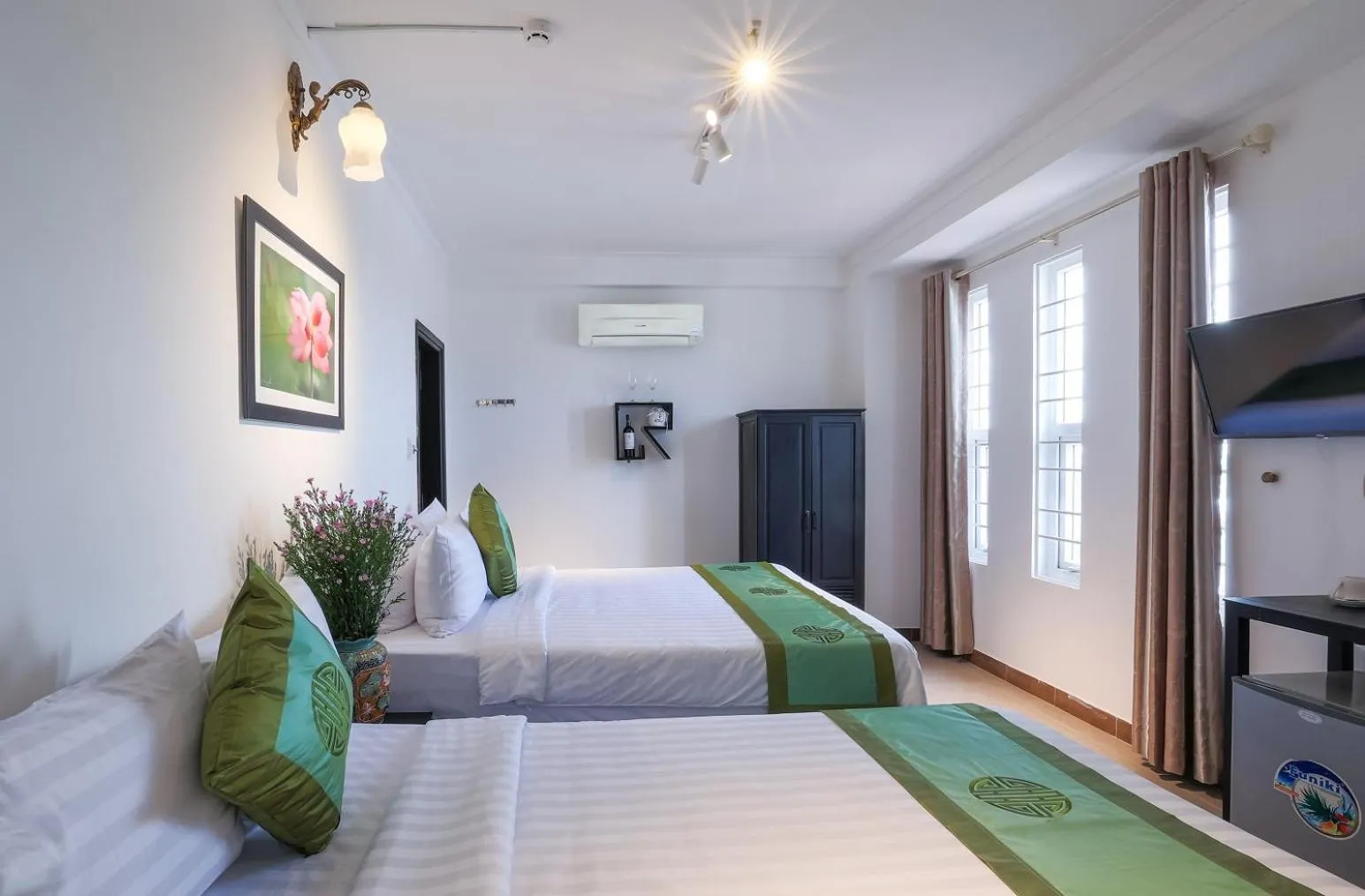 Bed in Purple Hue - Charming Riverside