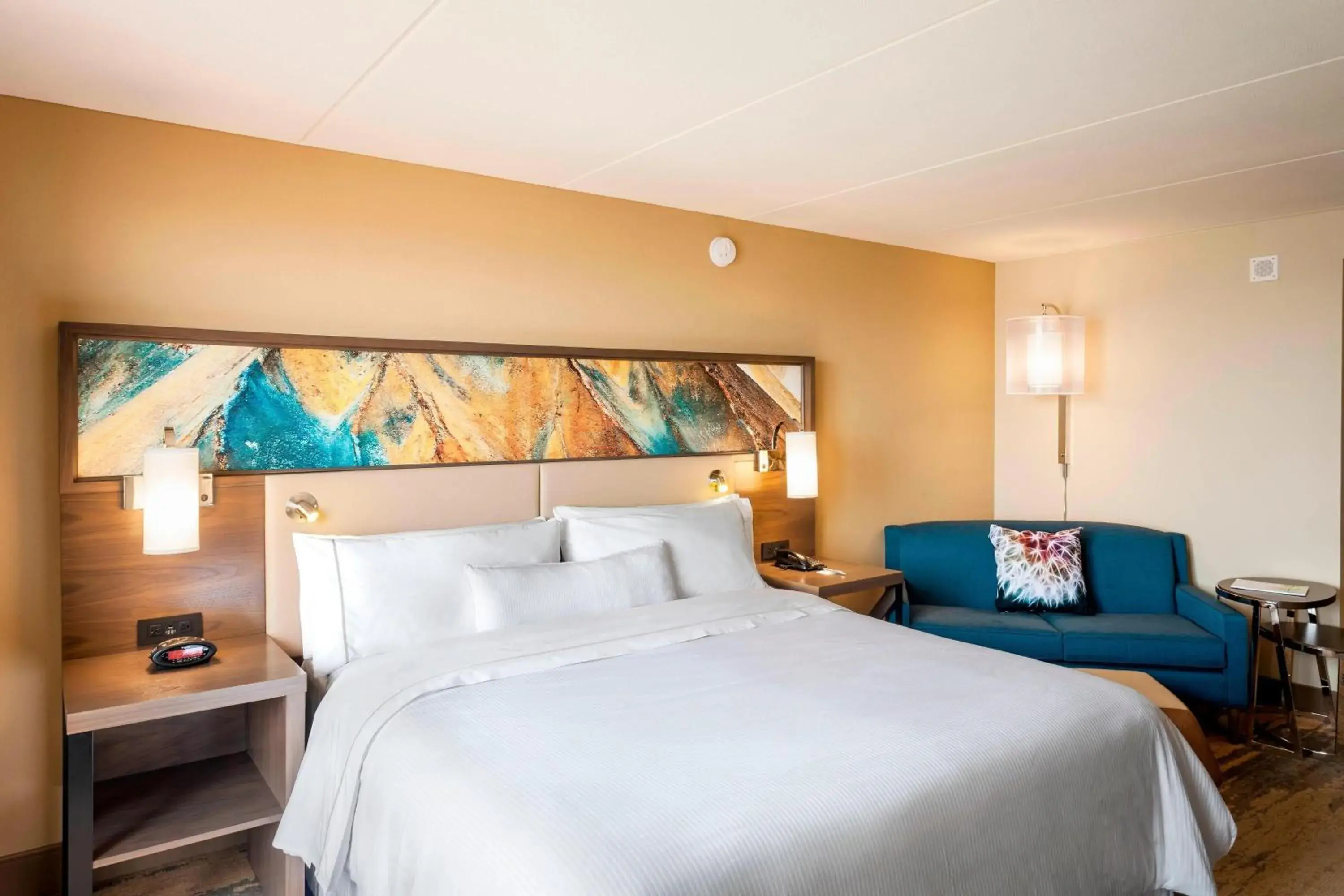 King Room with Pool View and Roll-in Shower - Mobility Accessible in The Westin Lake Las Vegas Resort & Spa King Room with Pool View and Roll-in Shower - Mobility Accessible in The Westin Lake Las Vegas Resort & Spa