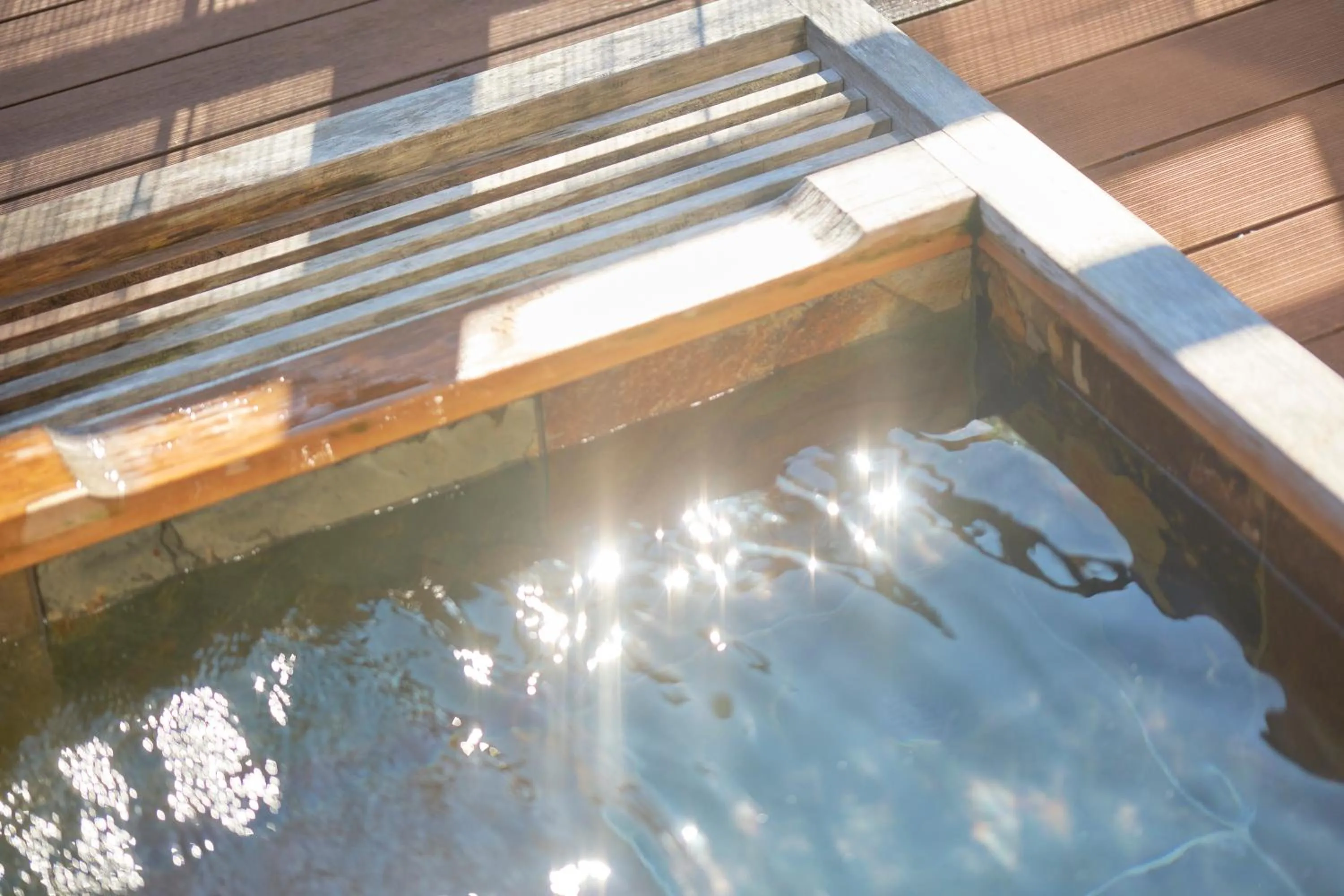 Ryokan -Suikoen- by Tranova