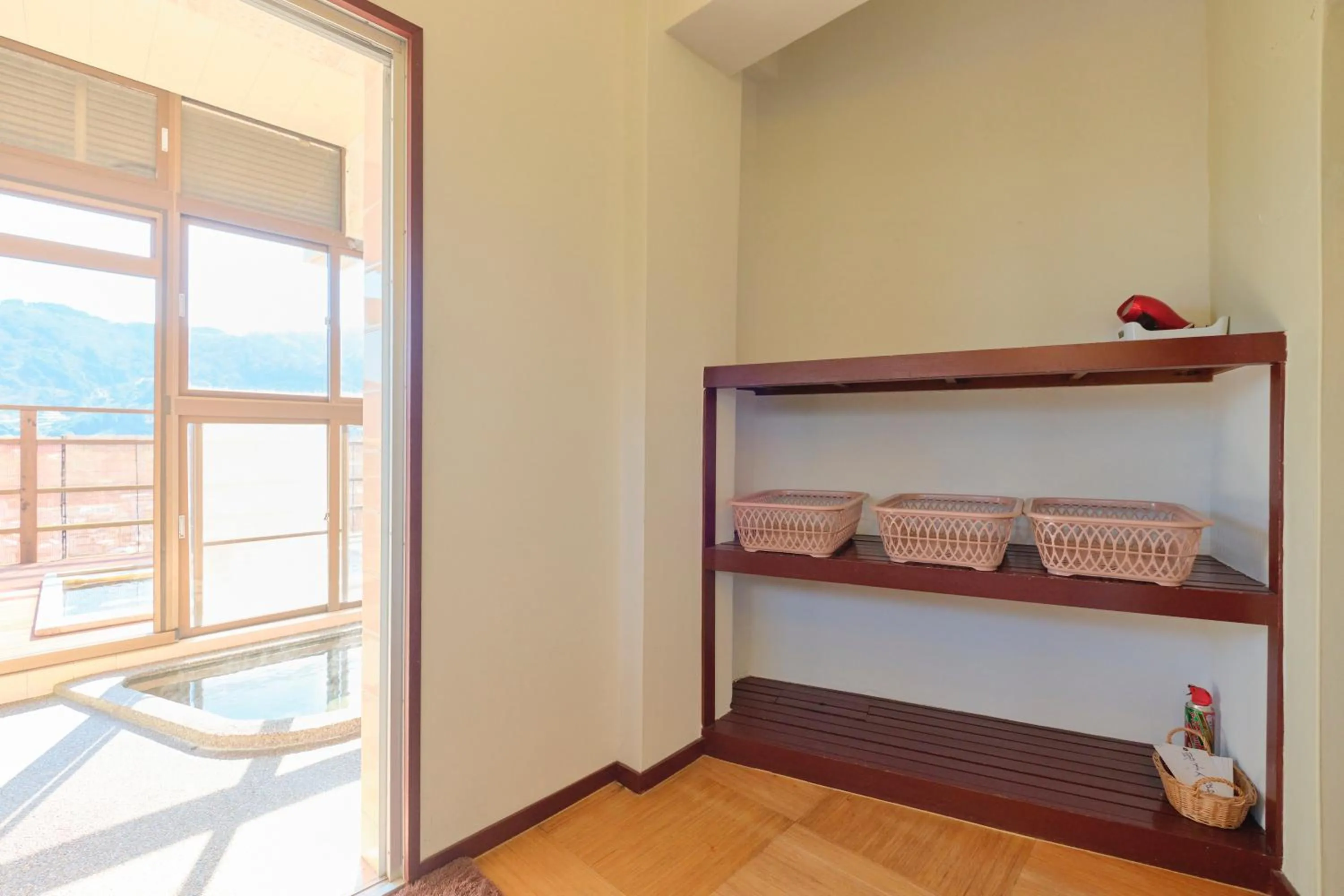 Bed in Ryokan -Suikoen- by Tranova