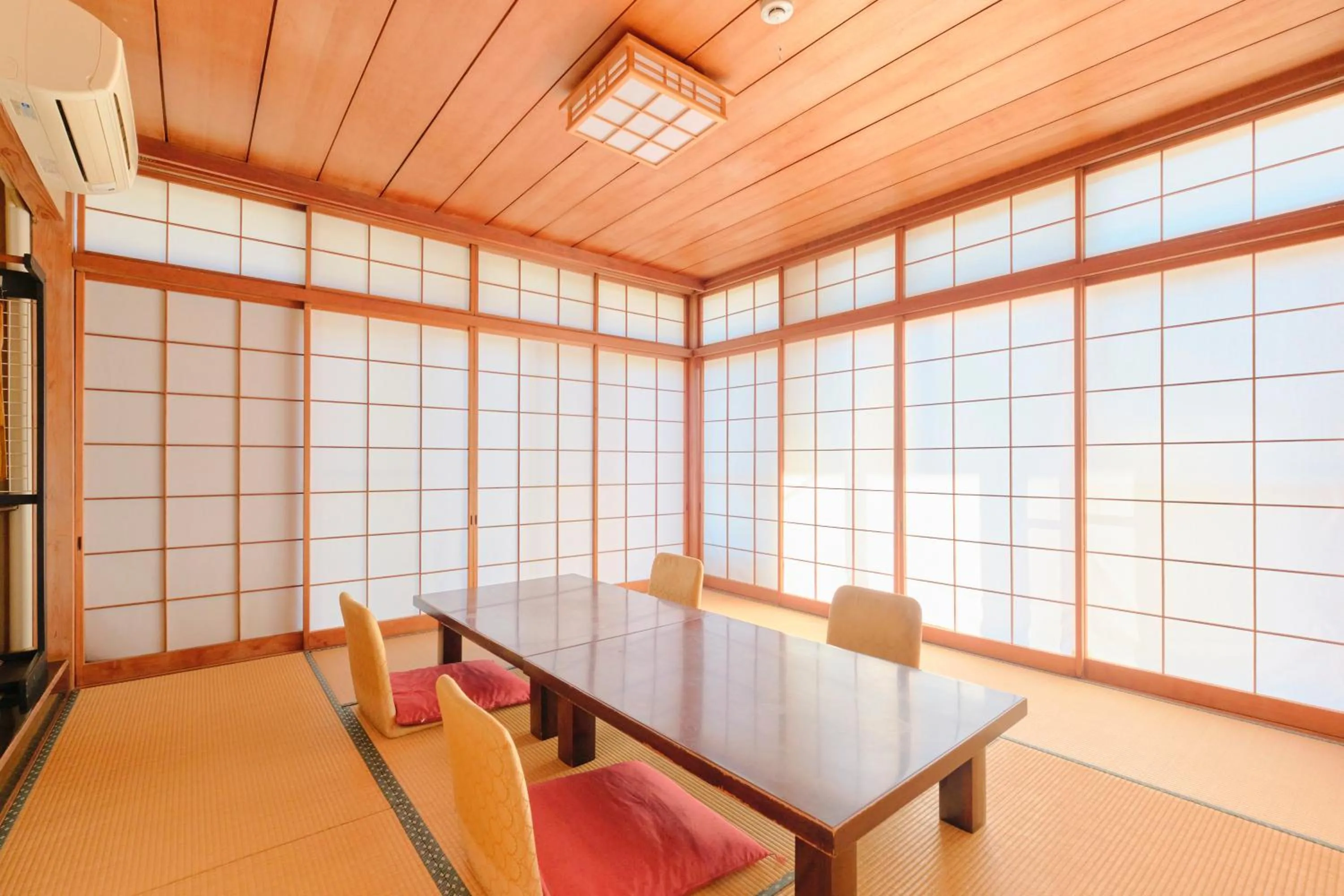 Ryokan -Suikoen- by Tranova