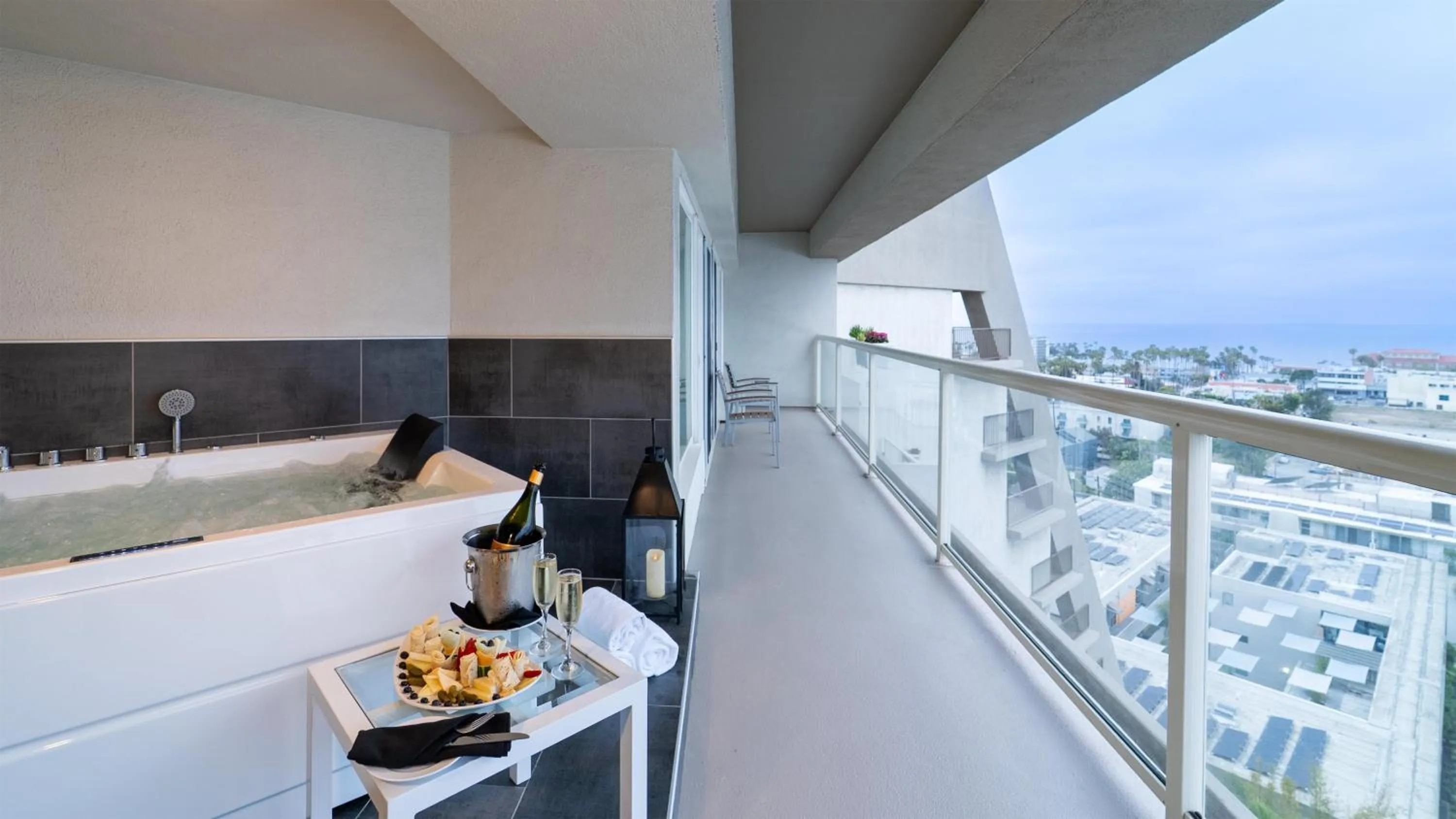 View (from property/room) in Hyatt Centric Delfina Santa Monica