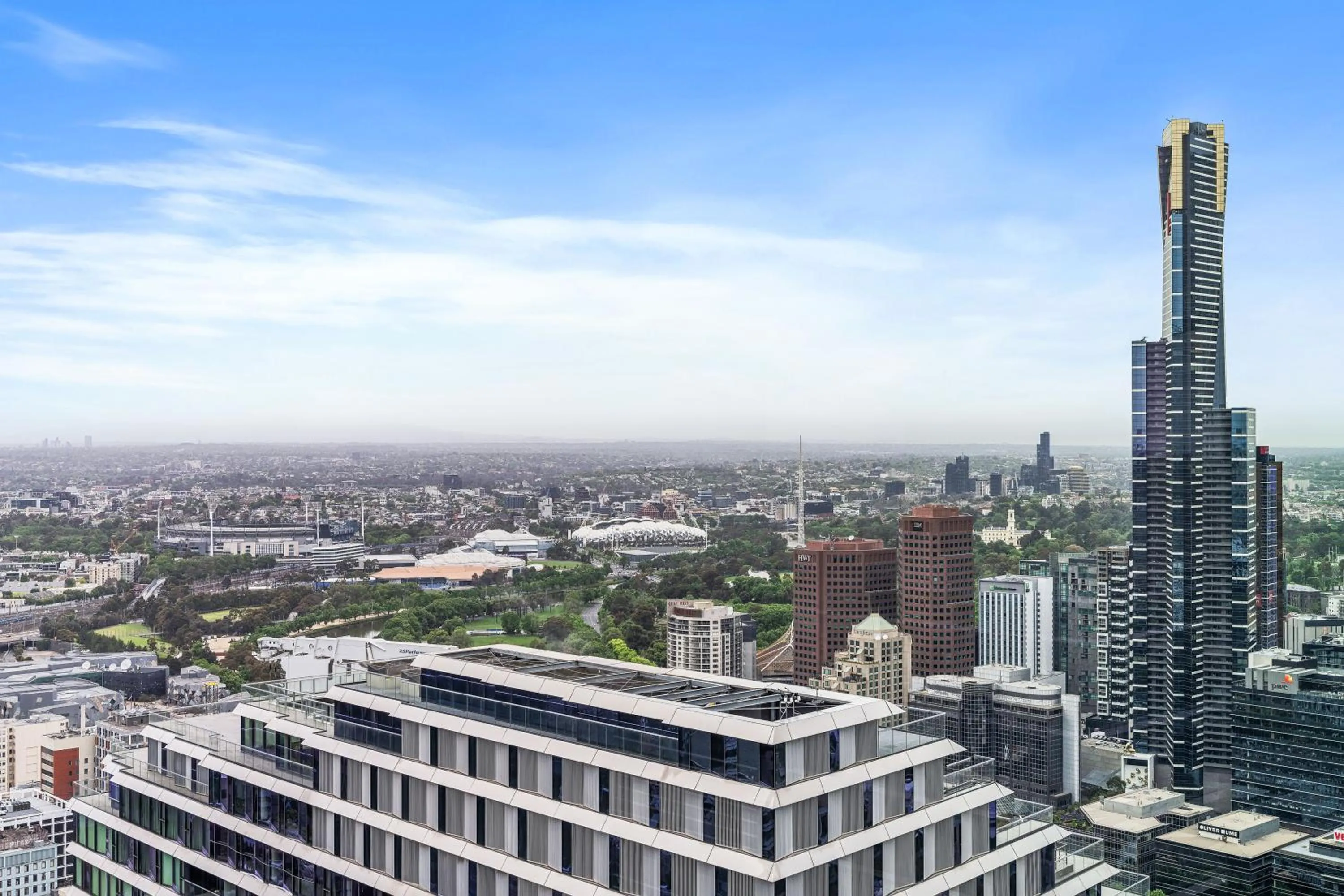 Day in Collins House Apartments by CLLIX