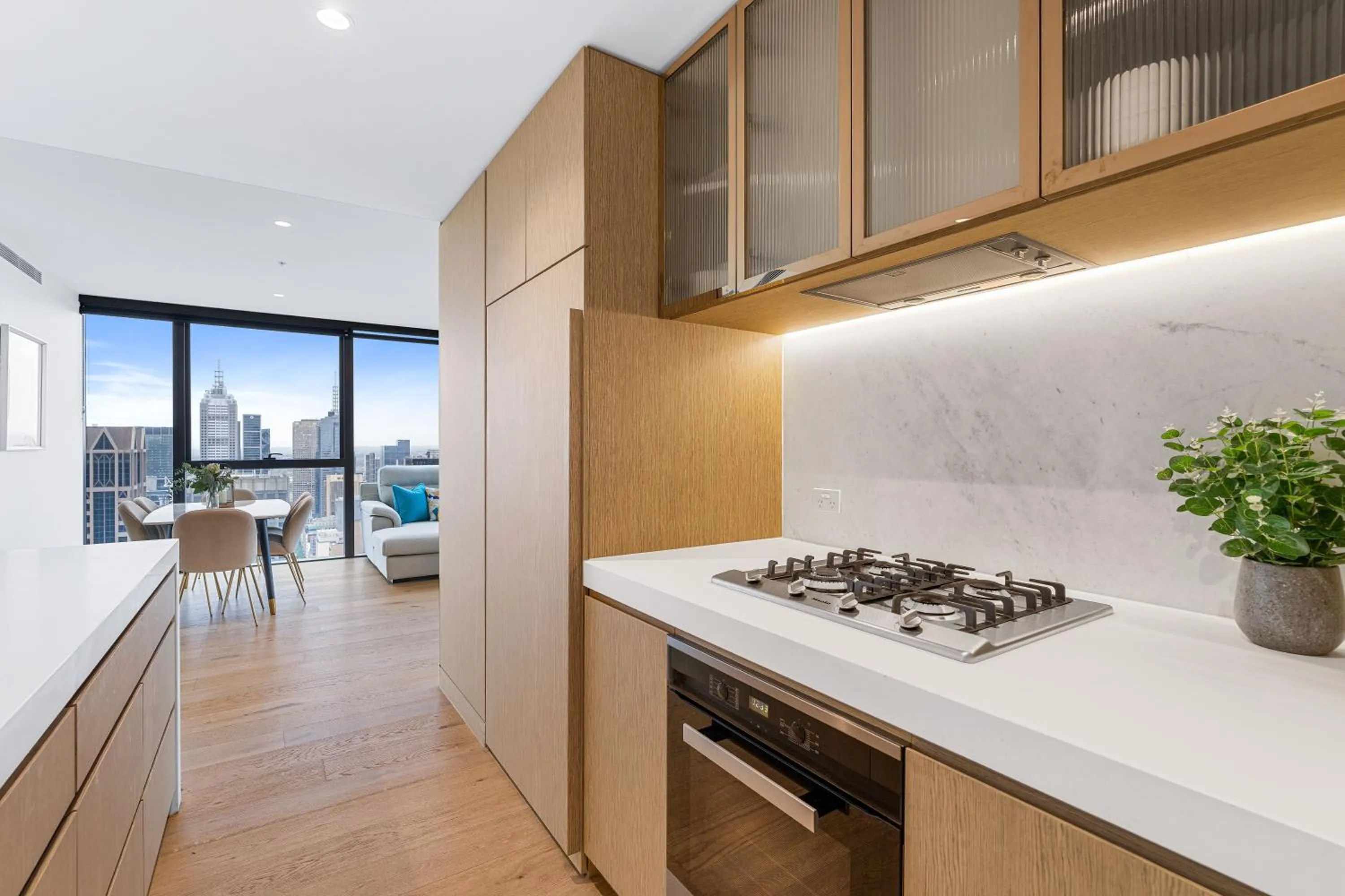 Kitchen or kitchenette in Collins House Apartments by CLLIX