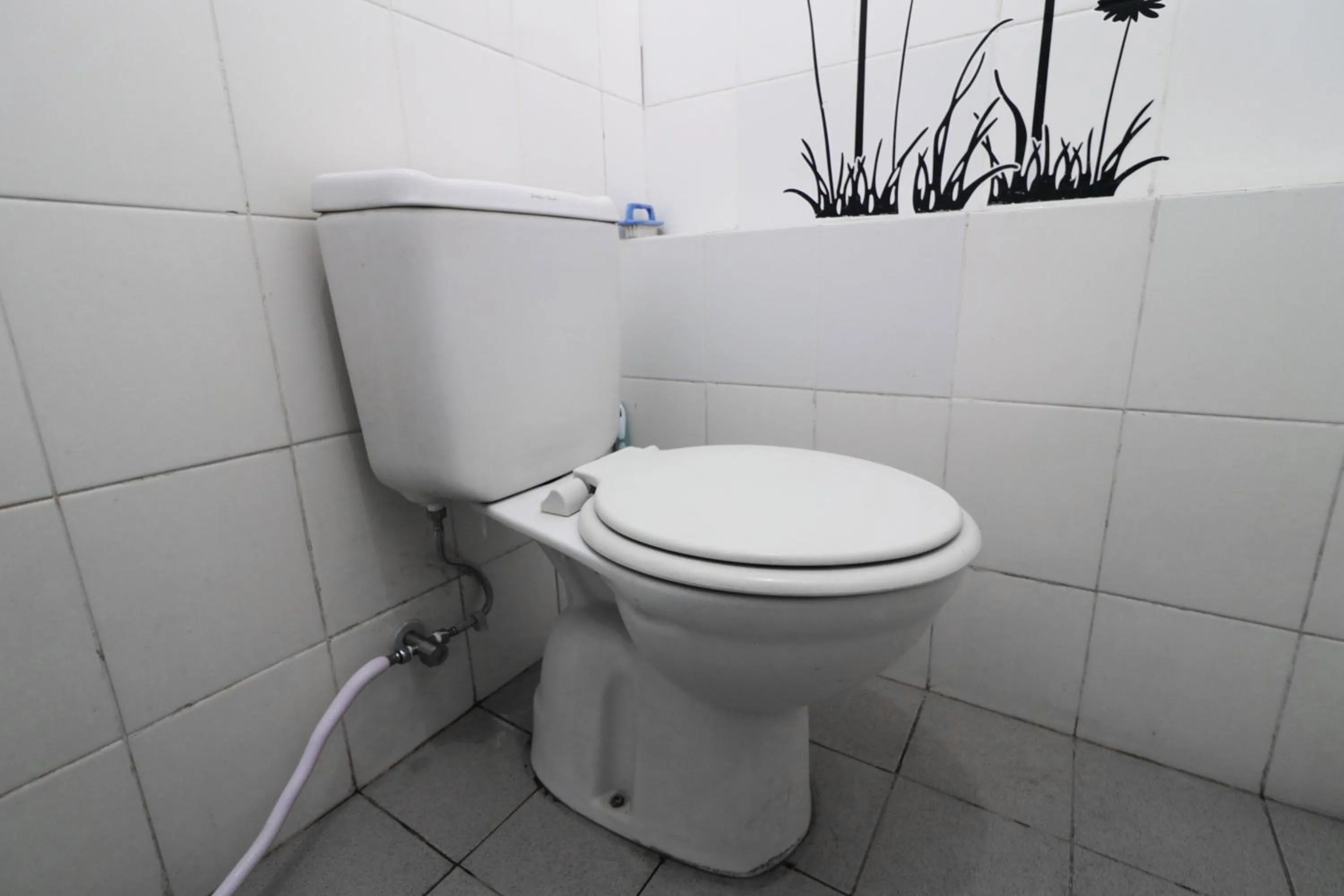 Bathroom in Apartment Kalibata City by Novi
