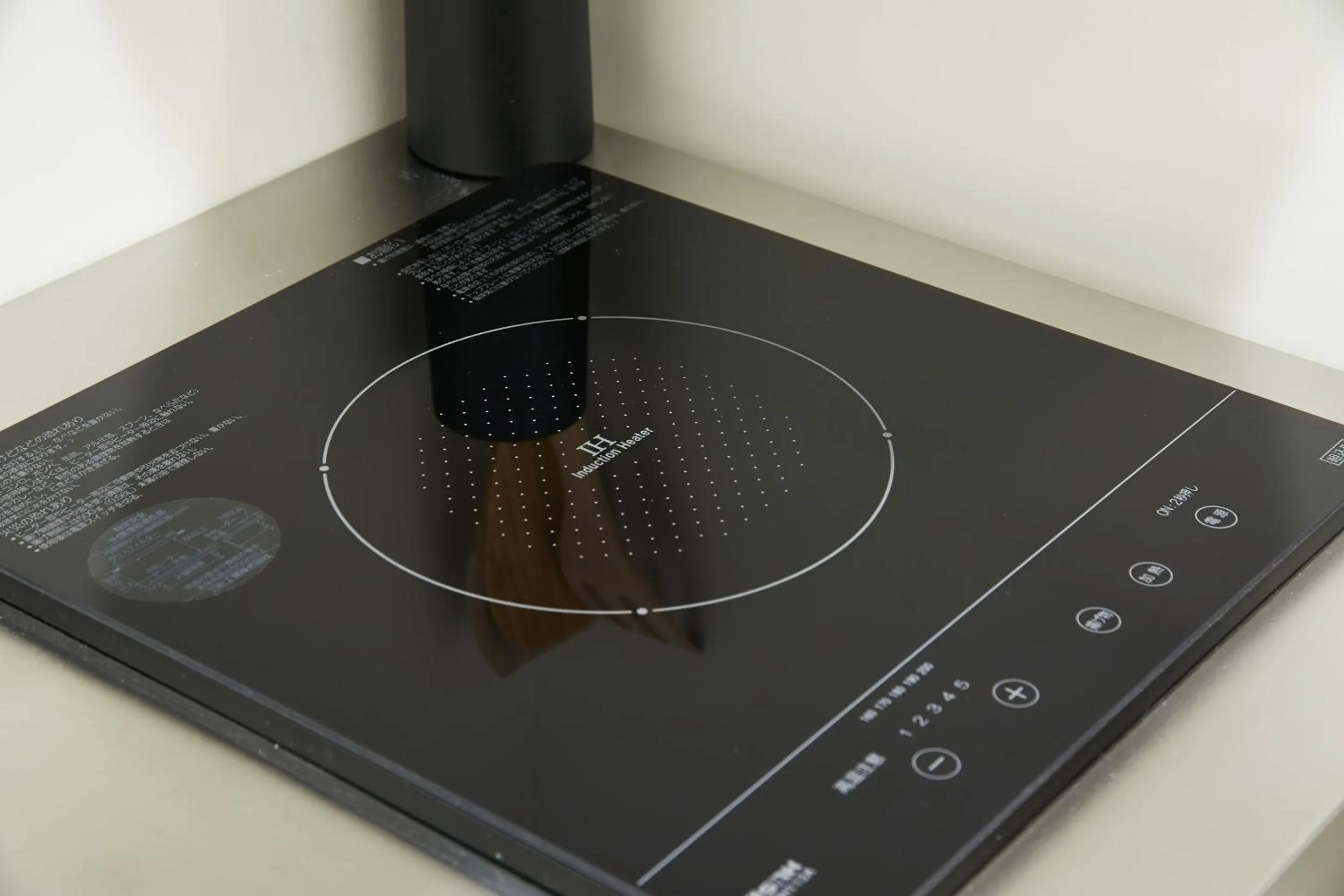 Kitchen or kitchenette in mizuka Nakasu 5 - unmanned hotel -