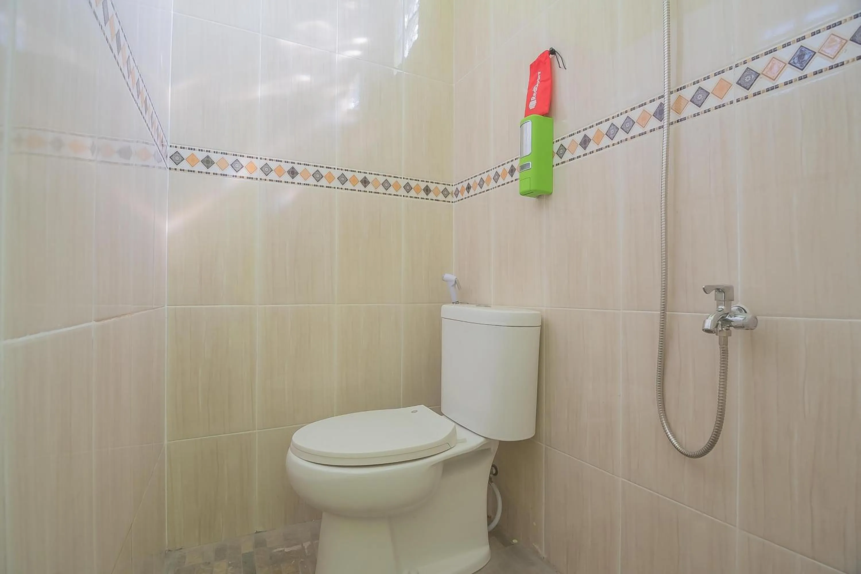 Bathroom in RedDoorz Syariah near Museum Wisma Karya Subang