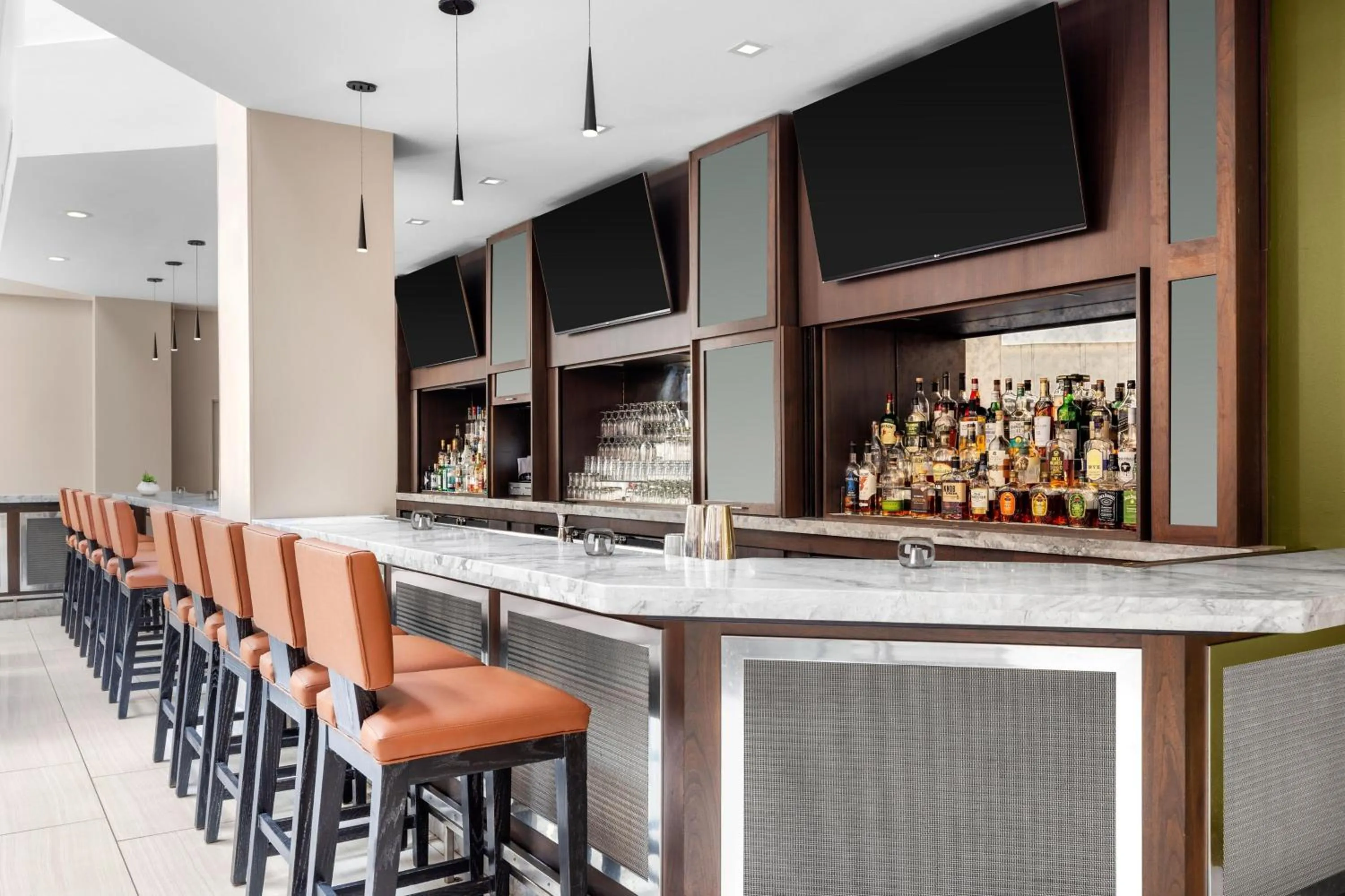 Lobby or reception in Sheraton Suites Galleria Atlanta