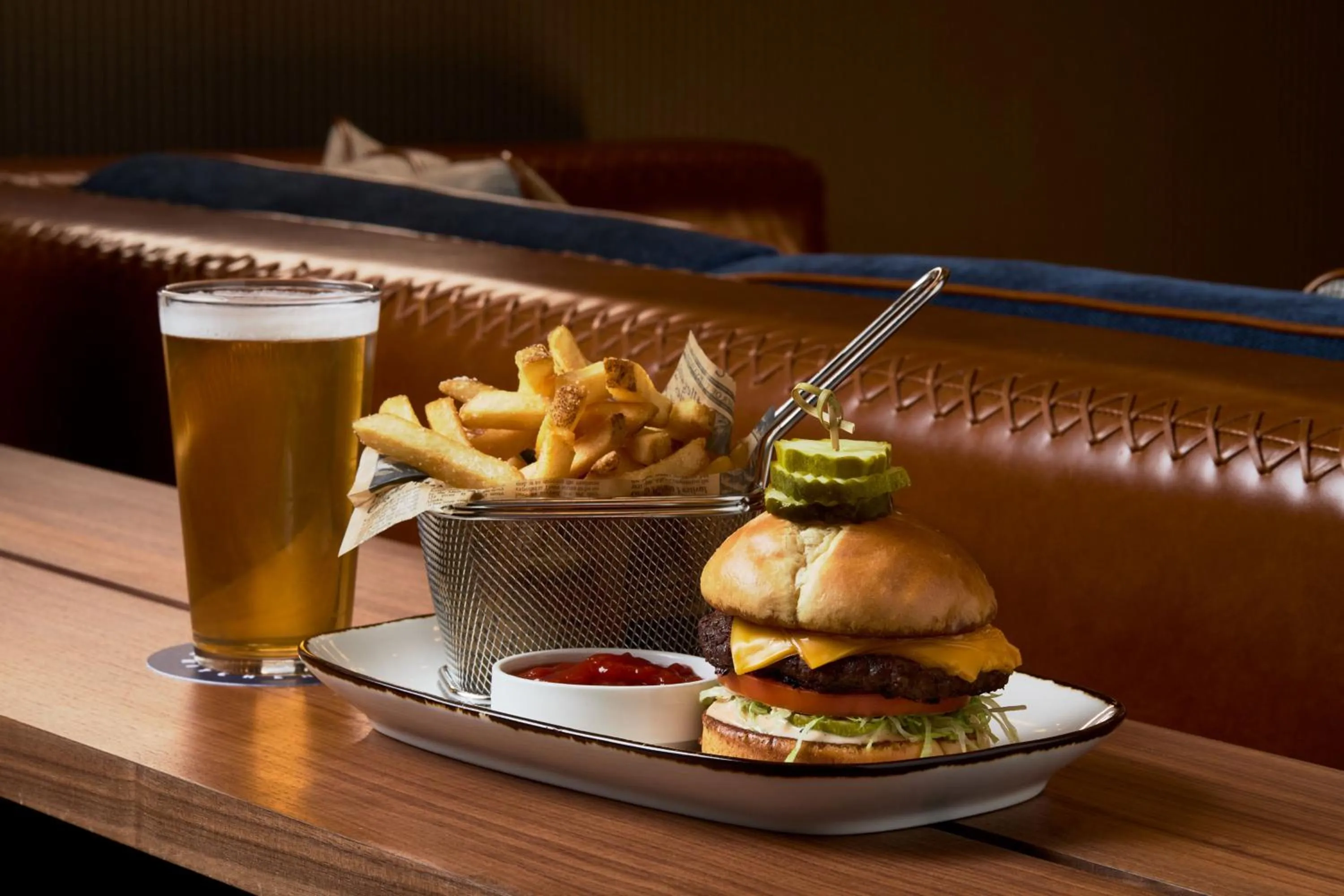 Restaurant/places to eat in Sheraton Suites Galleria Atlanta