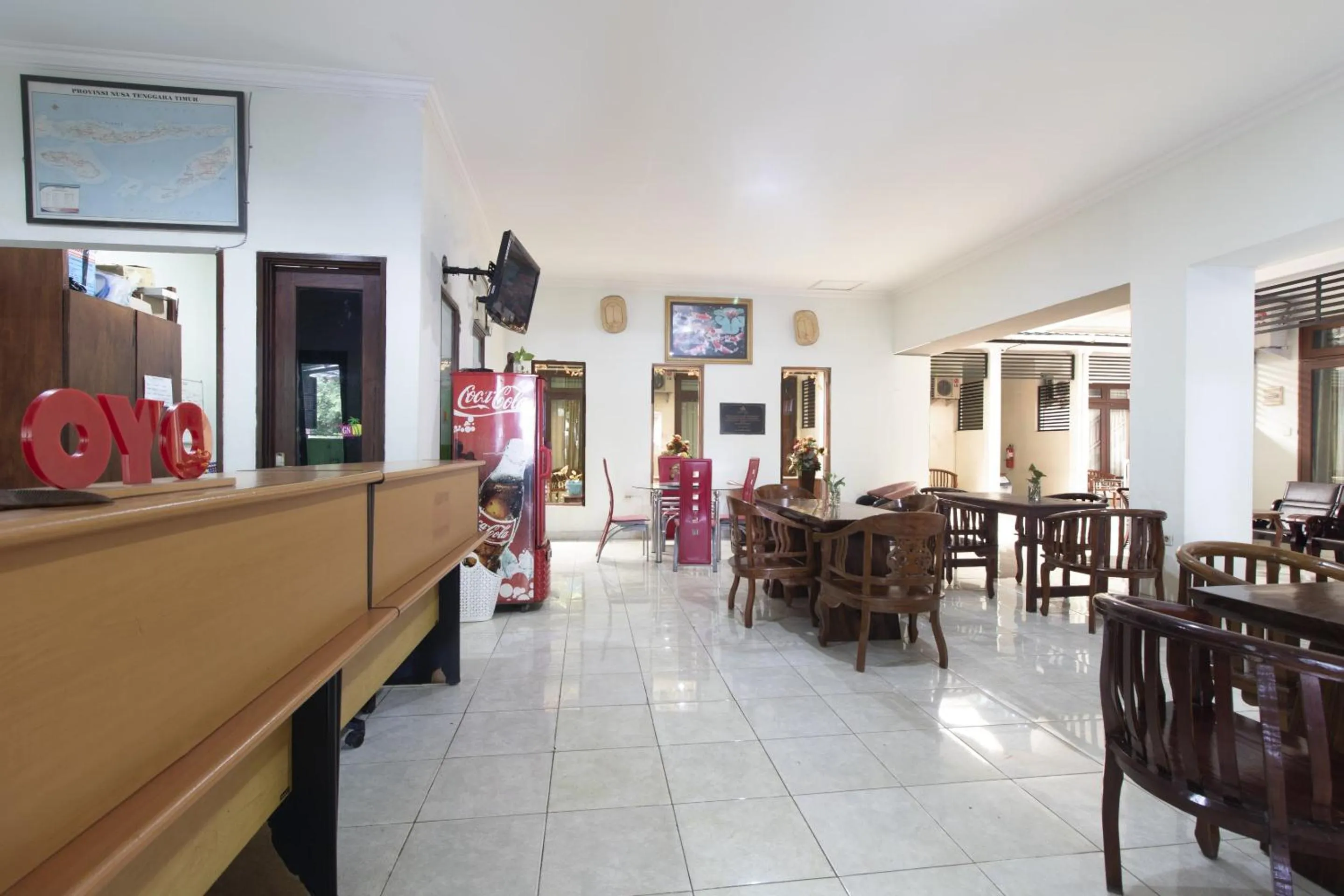 Lobby or reception in Super OYO 1682 Greenia Hotel
