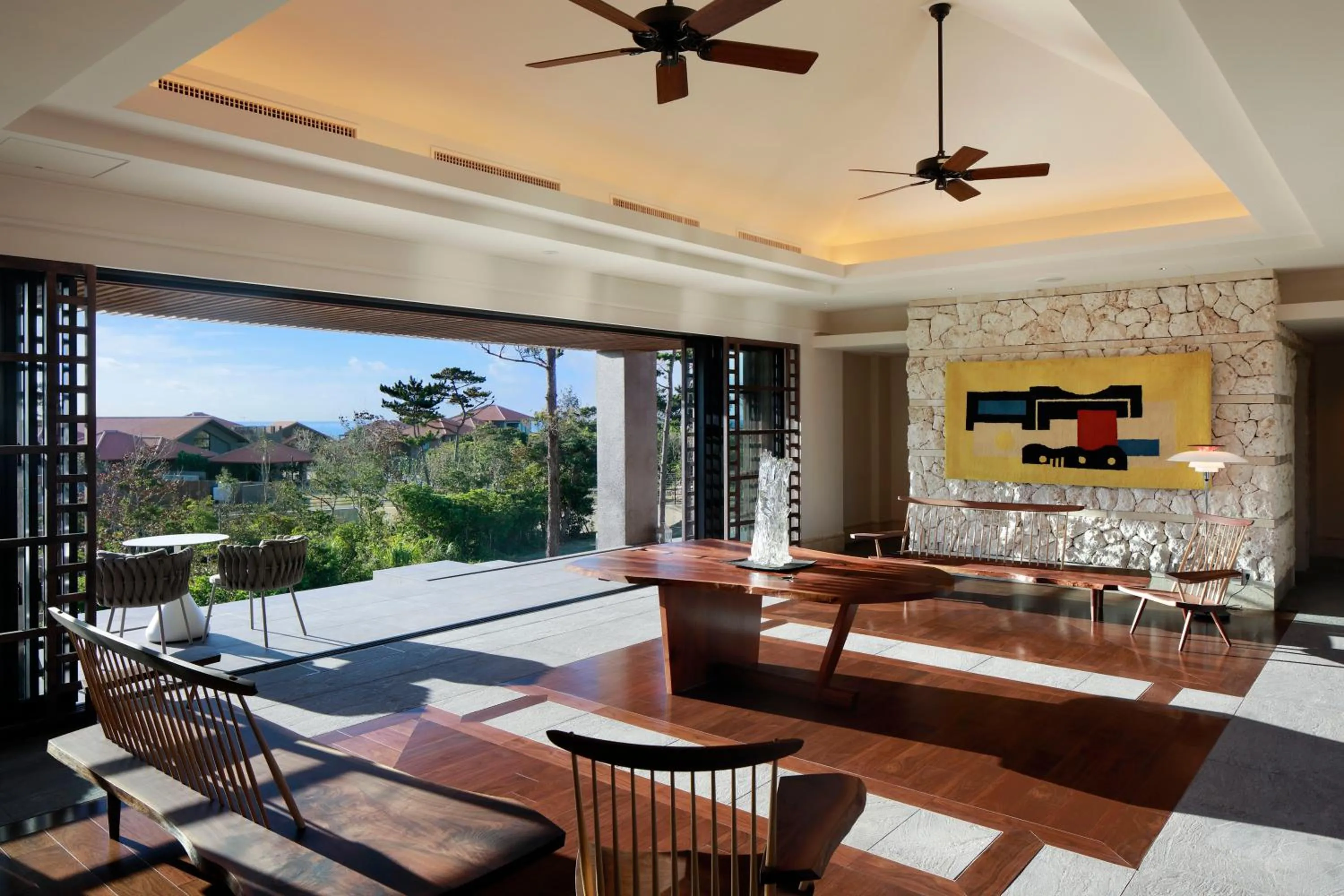 Lobby or reception in THE HIRAMATSU HOTELS & RESORTS GINOZA OKINAWA