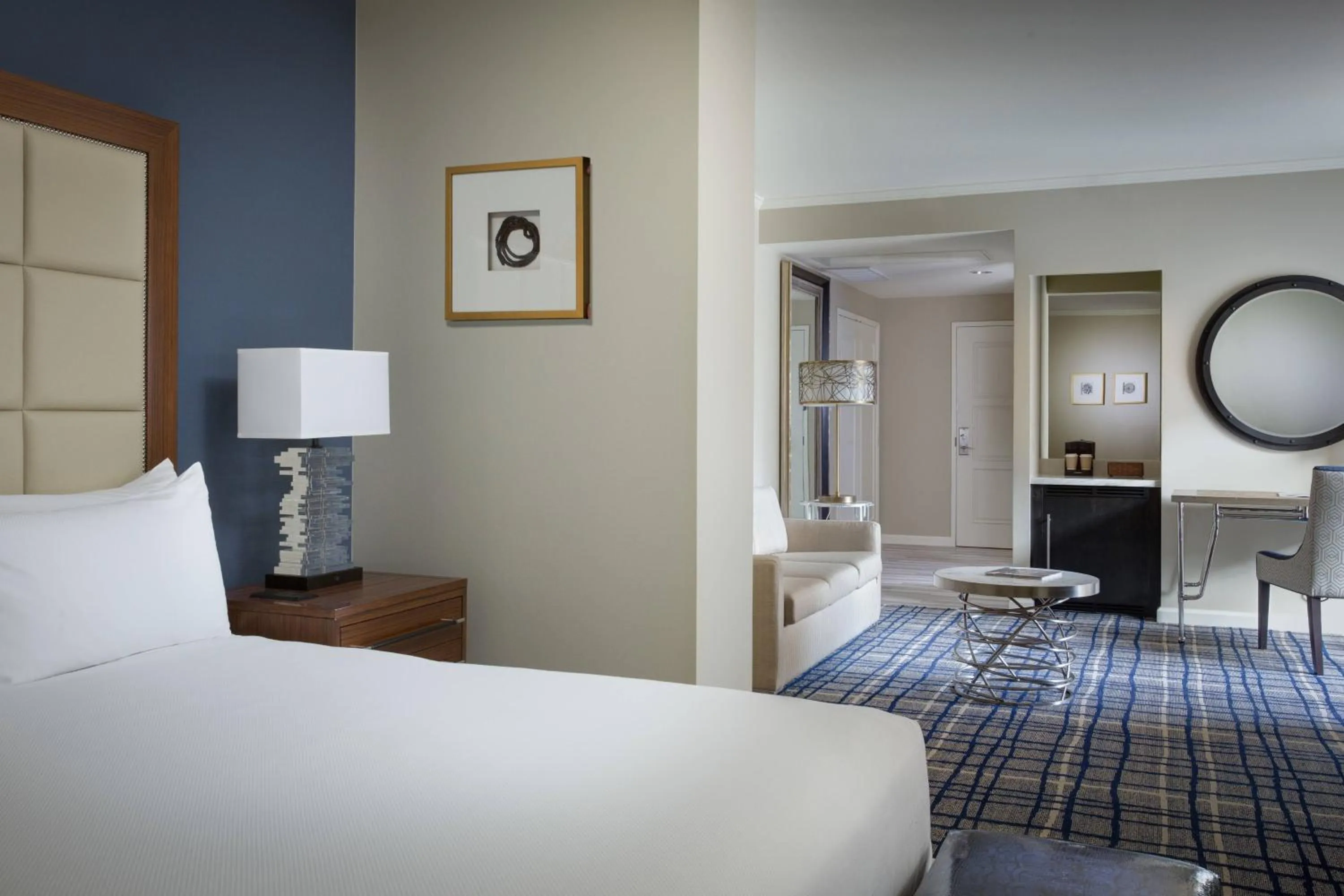 Photo of the whole room, Bed in The Adolphus, Autograph Collection