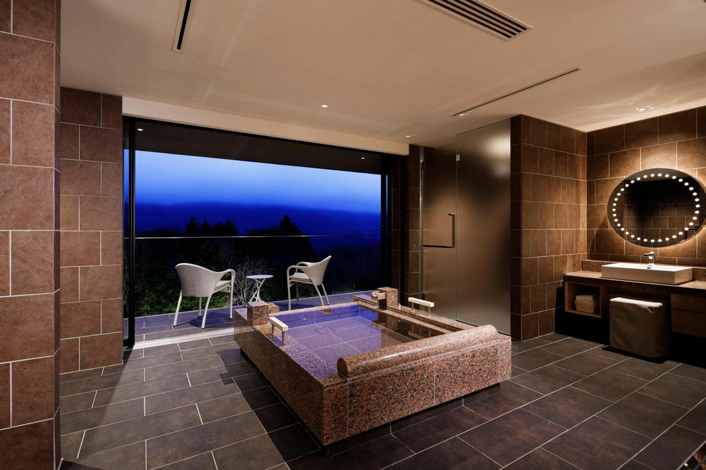 Bathroom in THE HIRAMATSU HOTELS & RESORTS SENGOKUHARA HAKONE