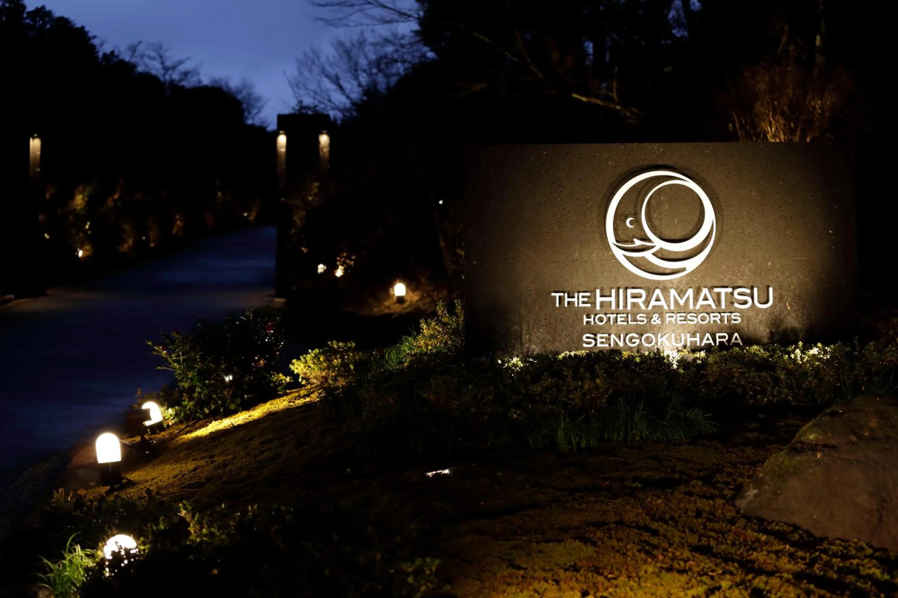 Night in THE HIRAMATSU HOTELS & RESORTS SENGOKUHARA HAKONE