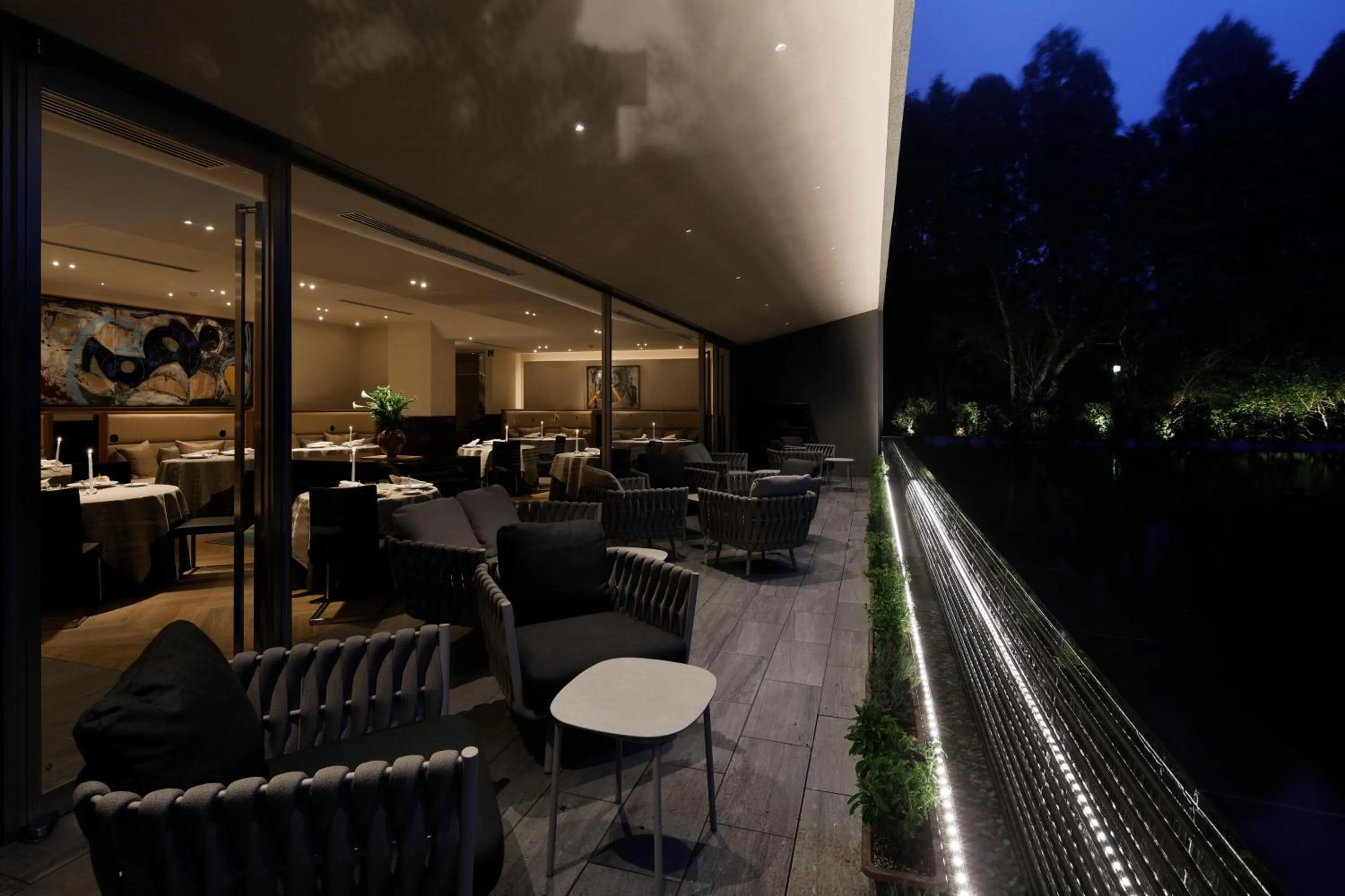 Night in THE HIRAMATSU HOTELS & RESORTS SENGOKUHARA HAKONE