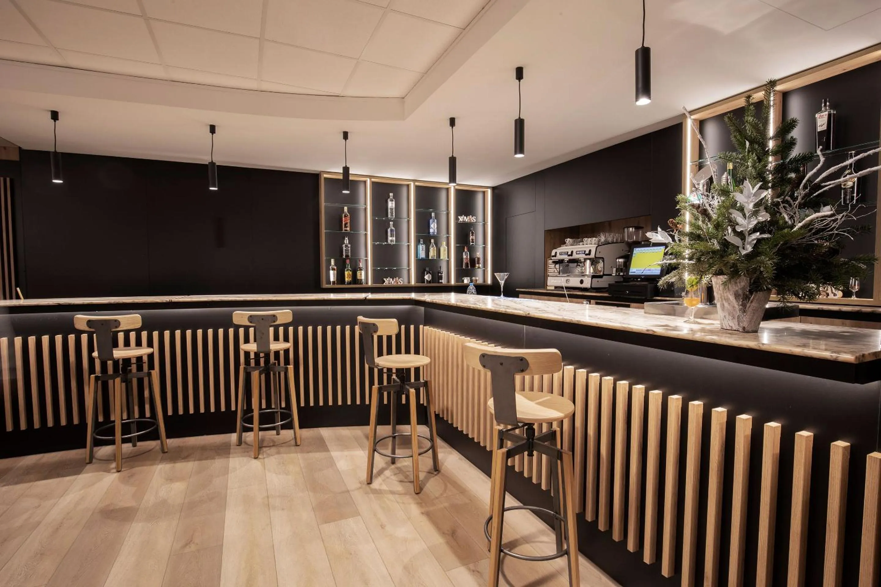 Lounge or bar in Hotel Comtes d'Urgell by Nexta