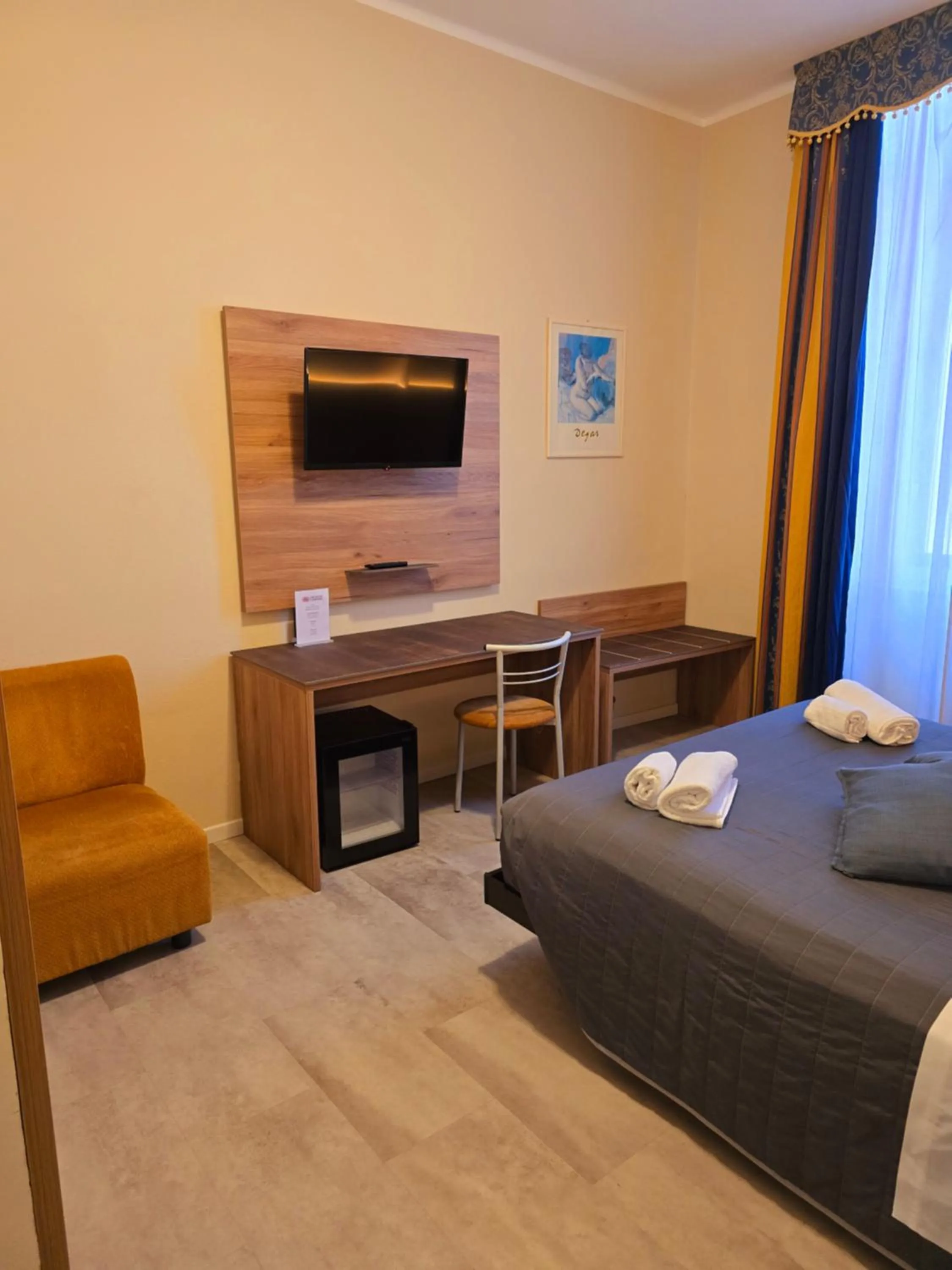 Bedroom, Bed in Hotel Romano