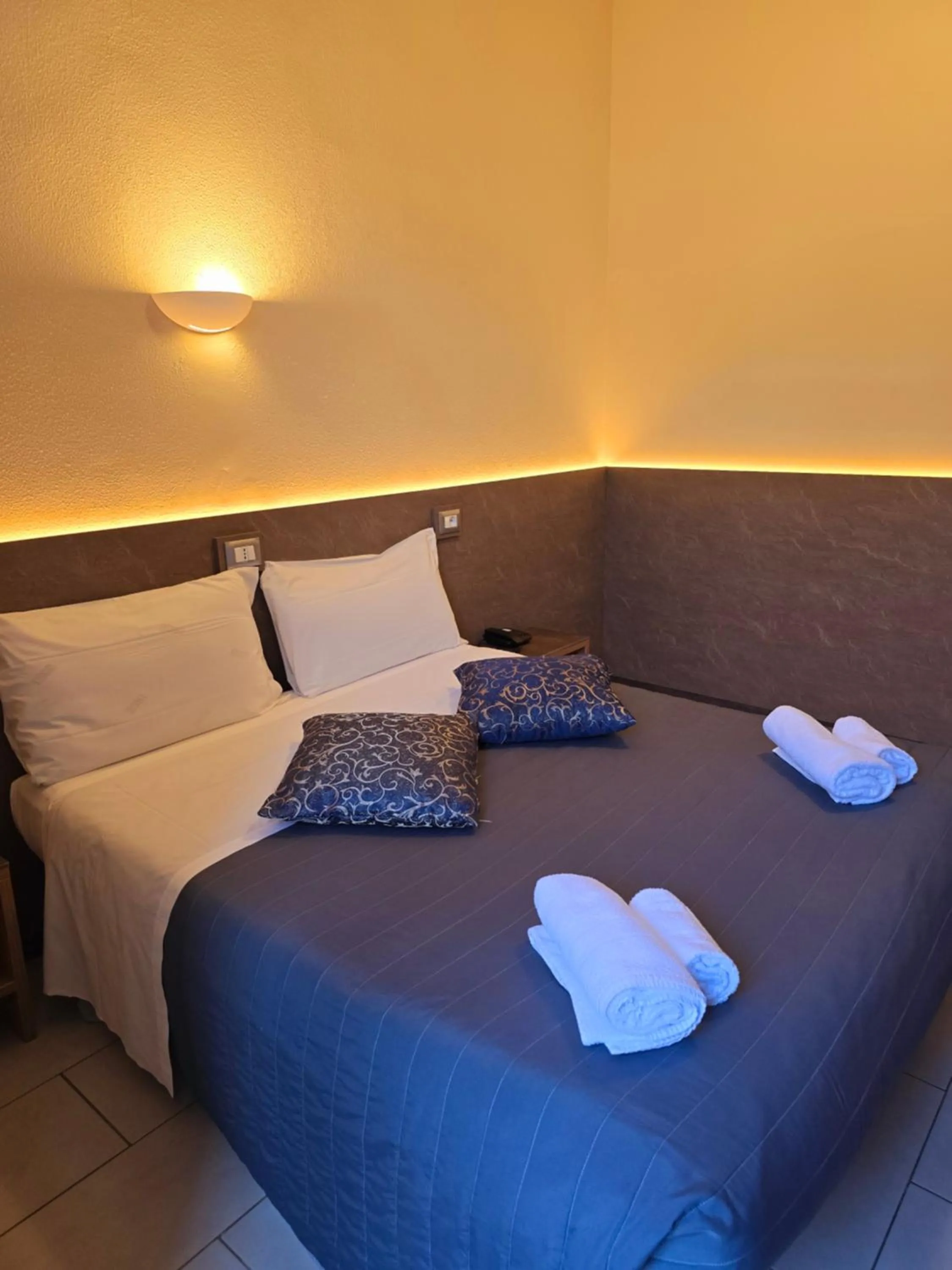 Bedroom, Bed in Hotel Romano