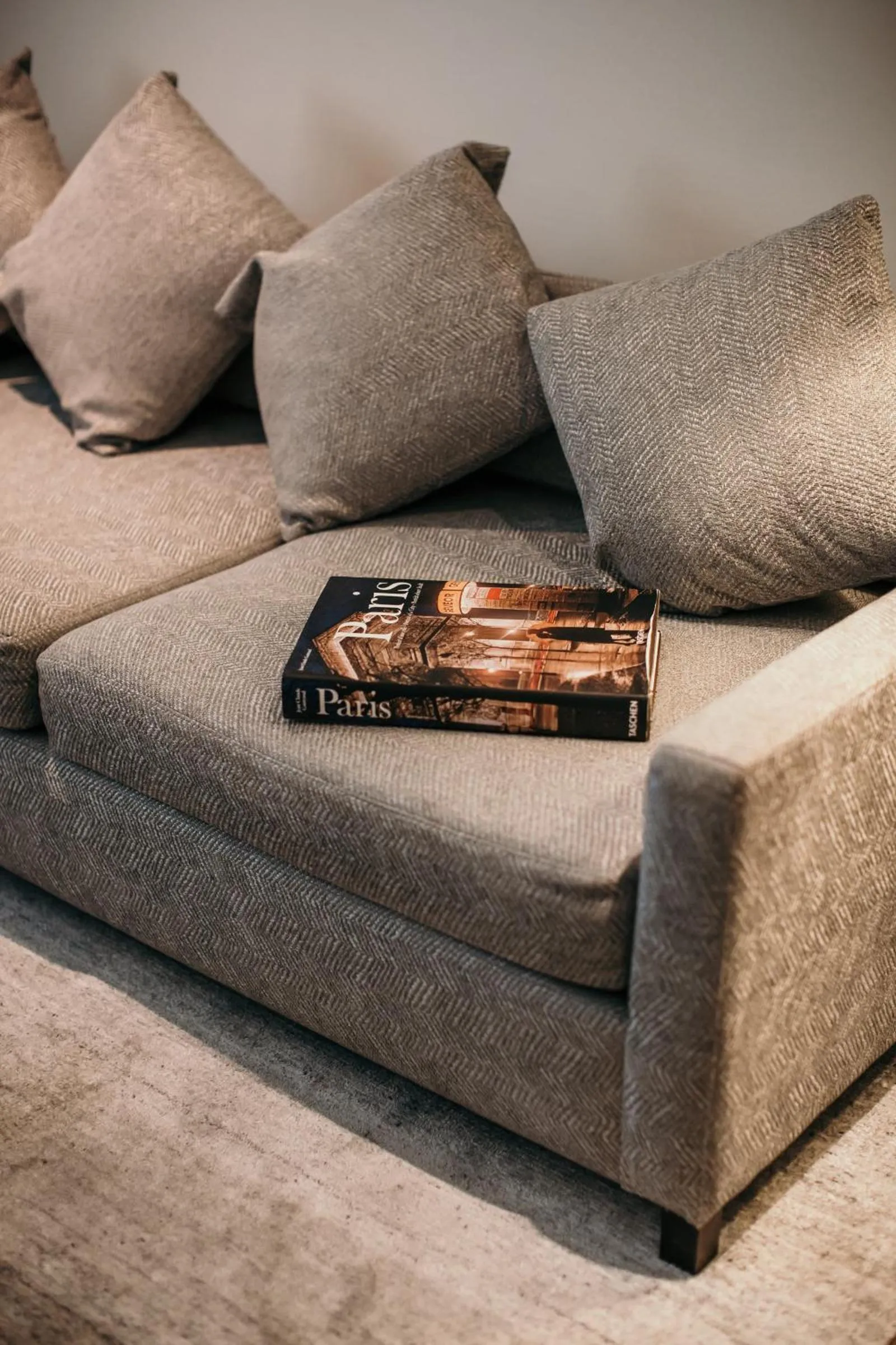 Seating area in Mosaic Hotel Beverly Hills