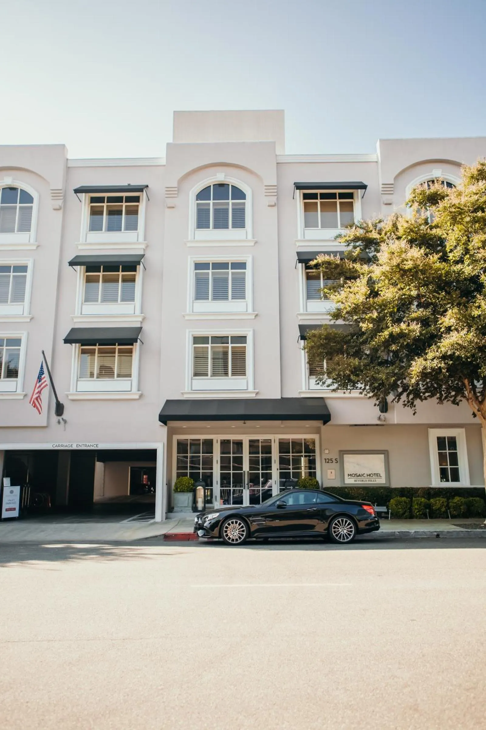 Property building in Mosaic Hotel Beverly Hills