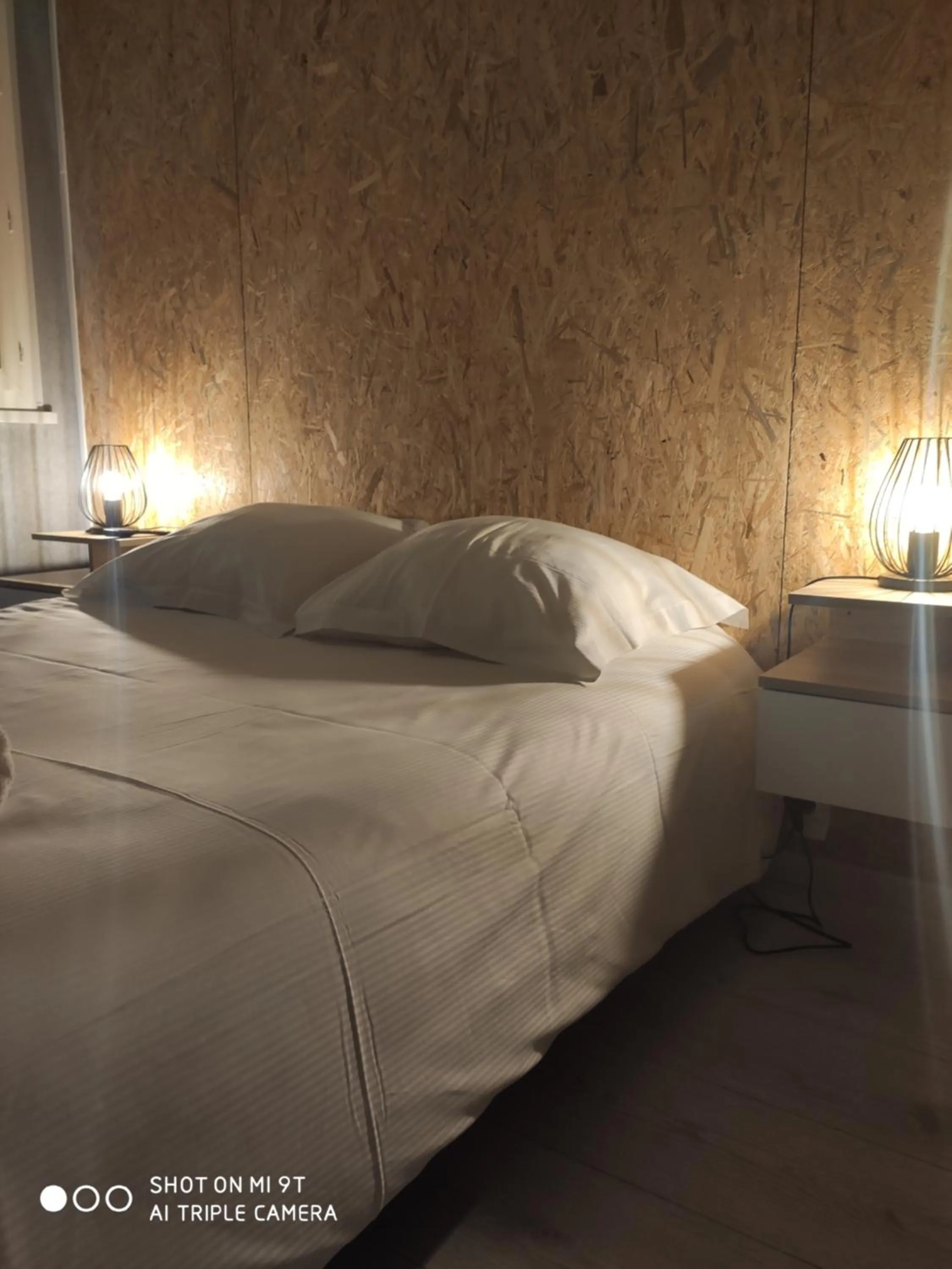 Bed in BAR HOTEL DU CENTRE (BDC)