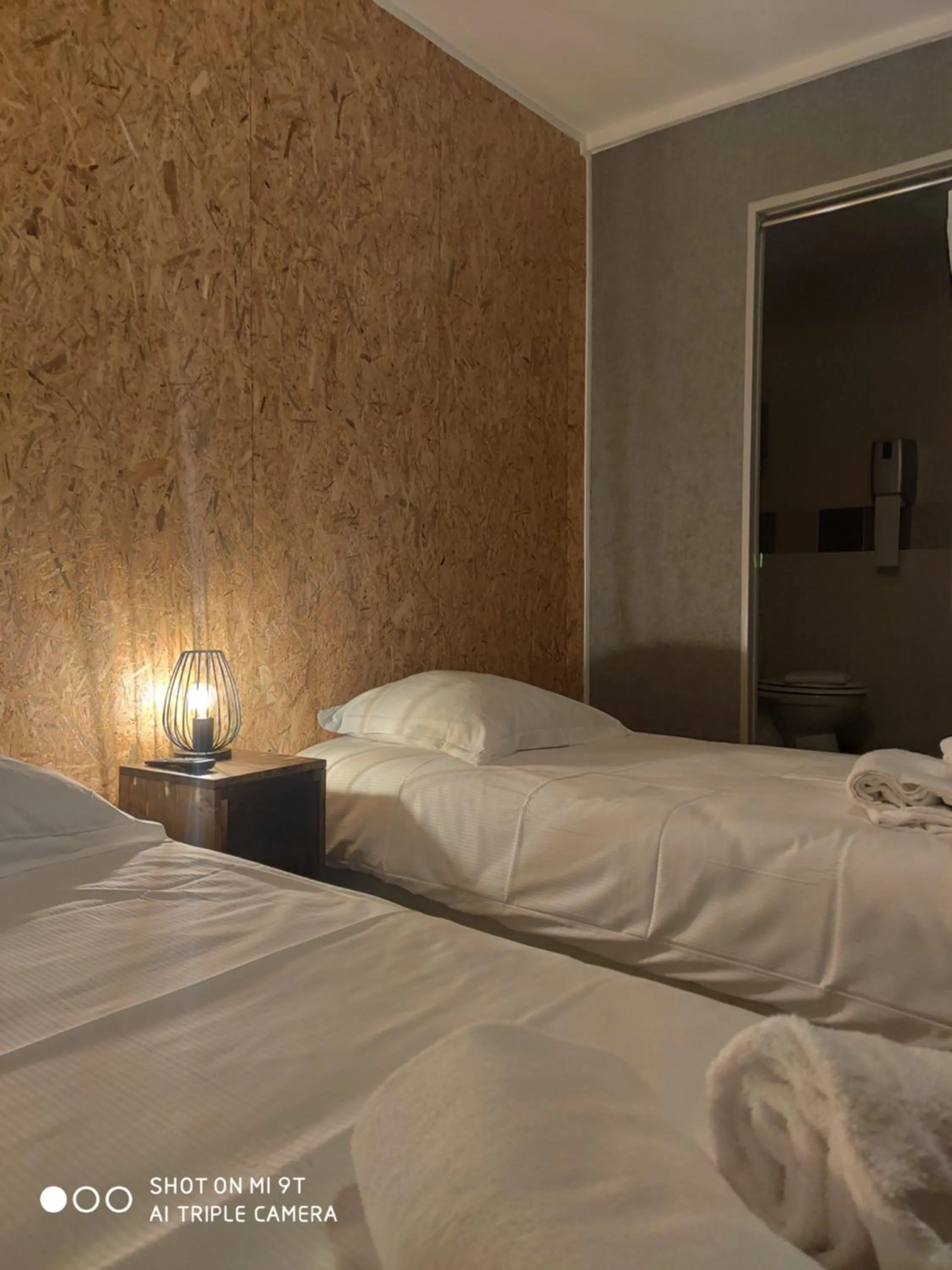 Bed in BAR HOTEL DU CENTRE (BDC)