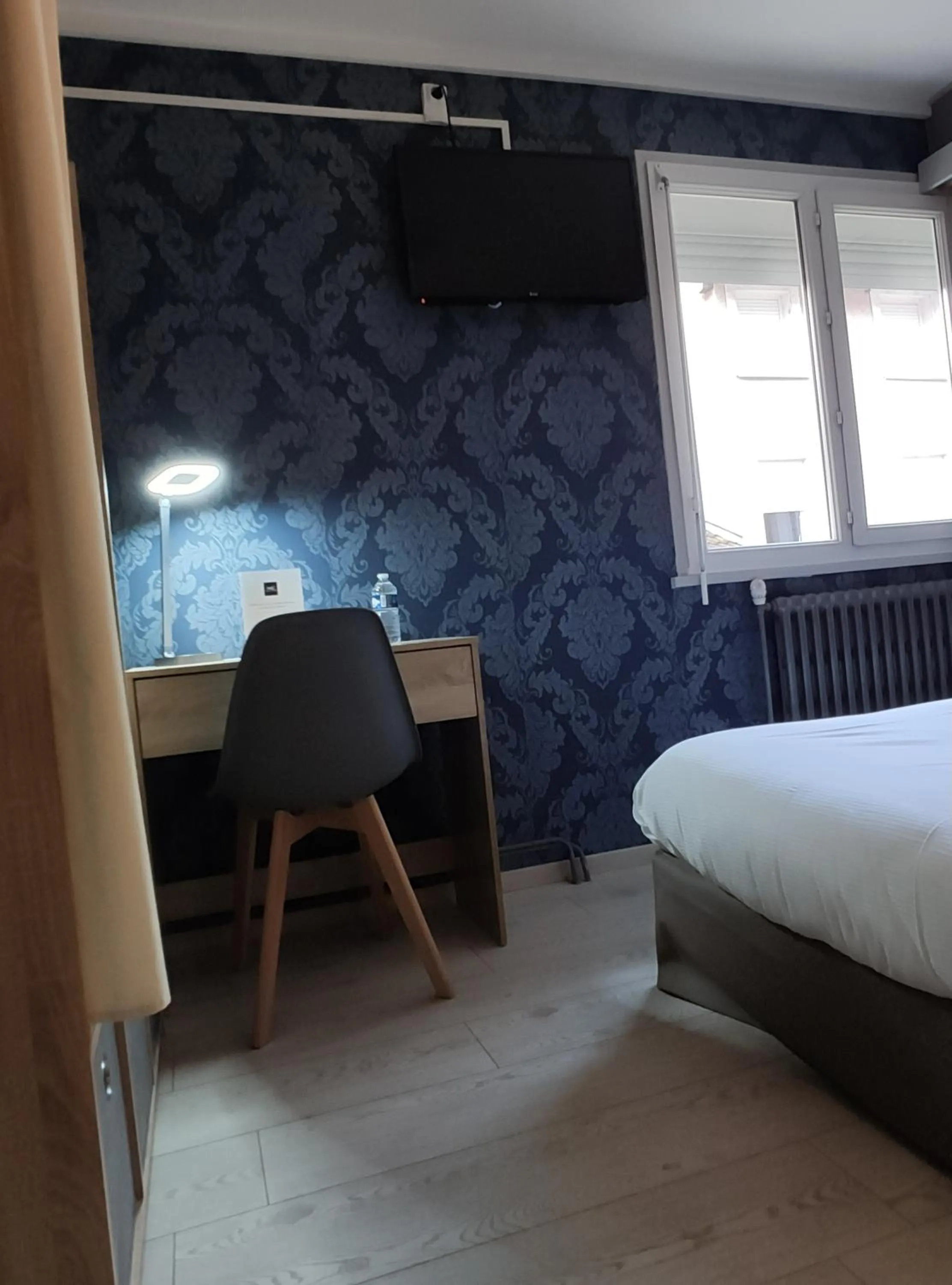 Bed in BAR HOTEL DU CENTRE (BDC)