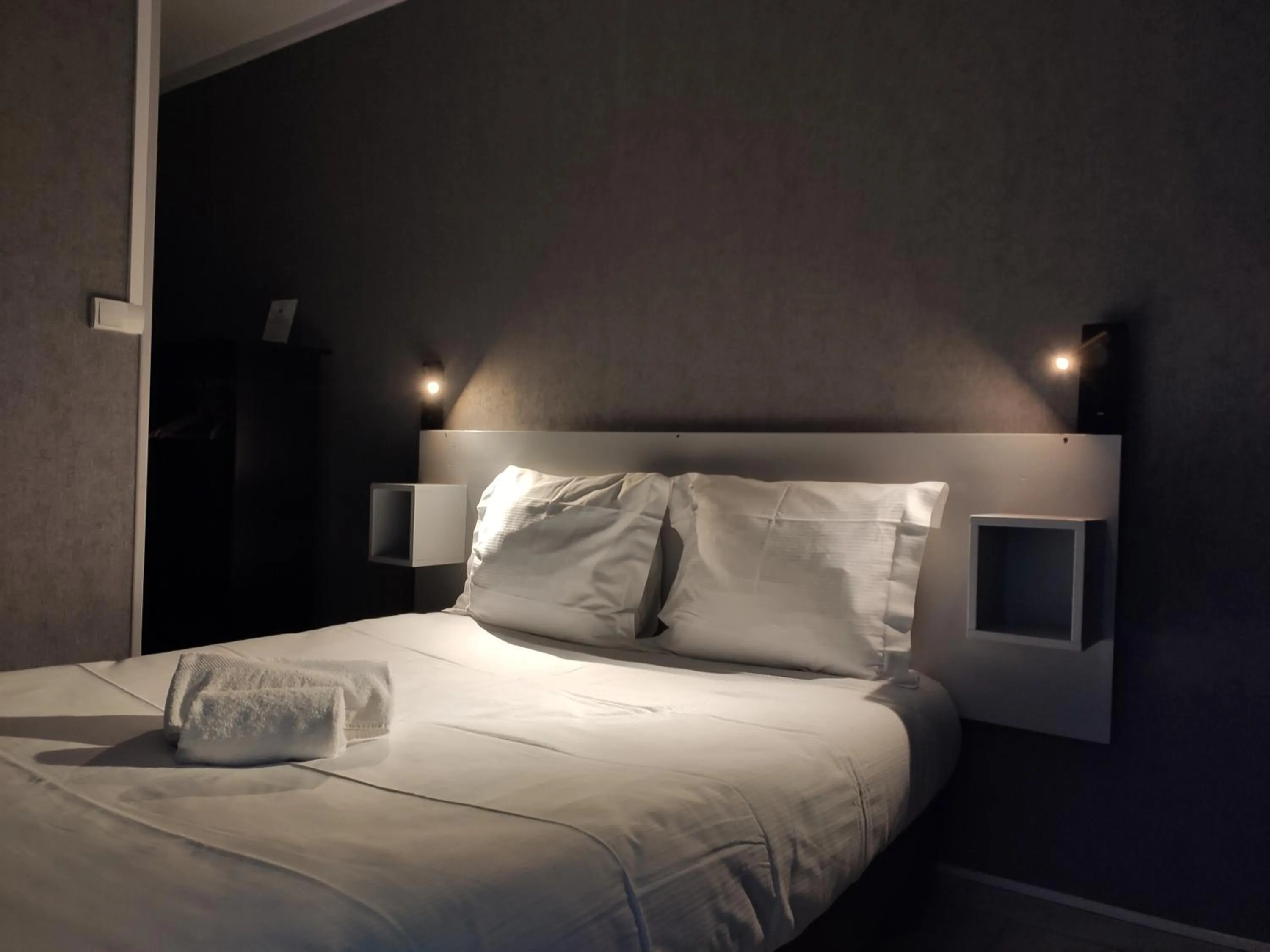 Bed in BAR HOTEL DU CENTRE (BDC)