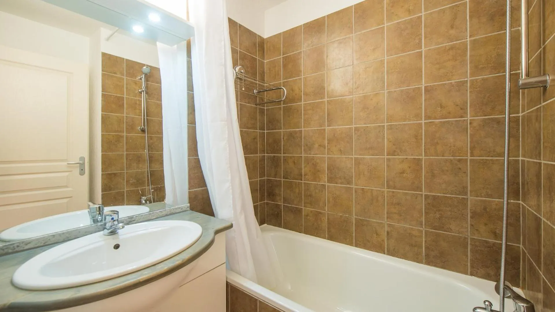 Bathroom in Résidence Vacancéole - Les Etoiles d'Orion