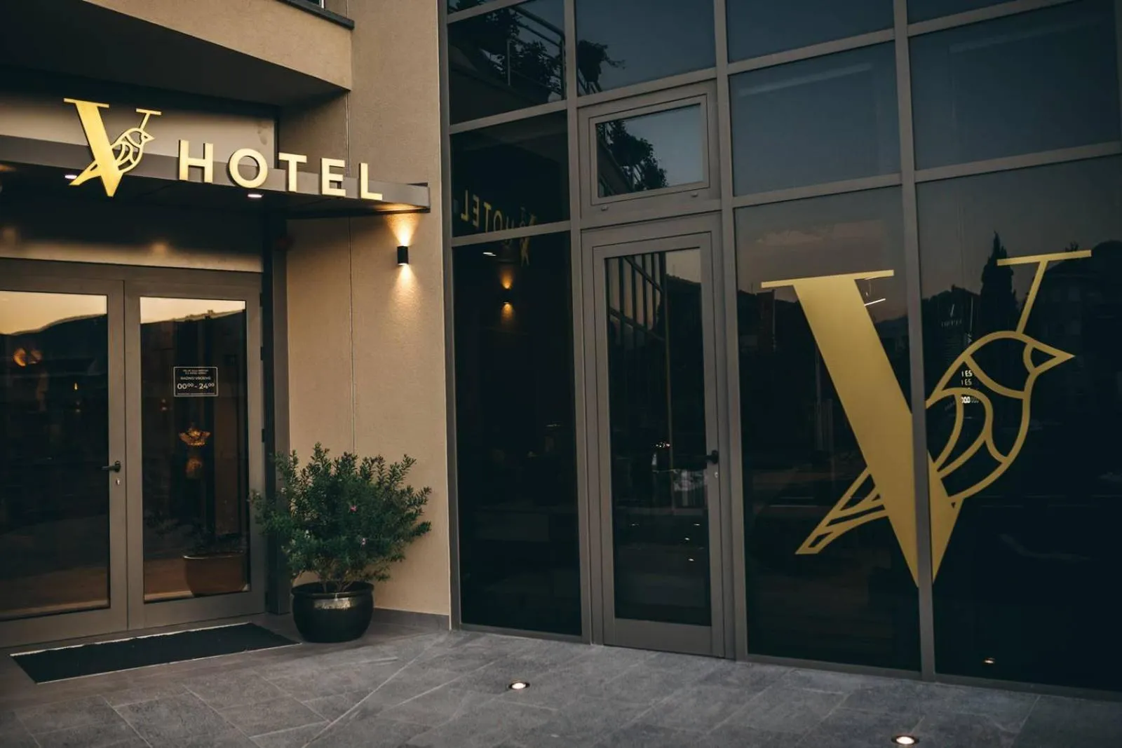 Facade/entrance in Hotel Verso