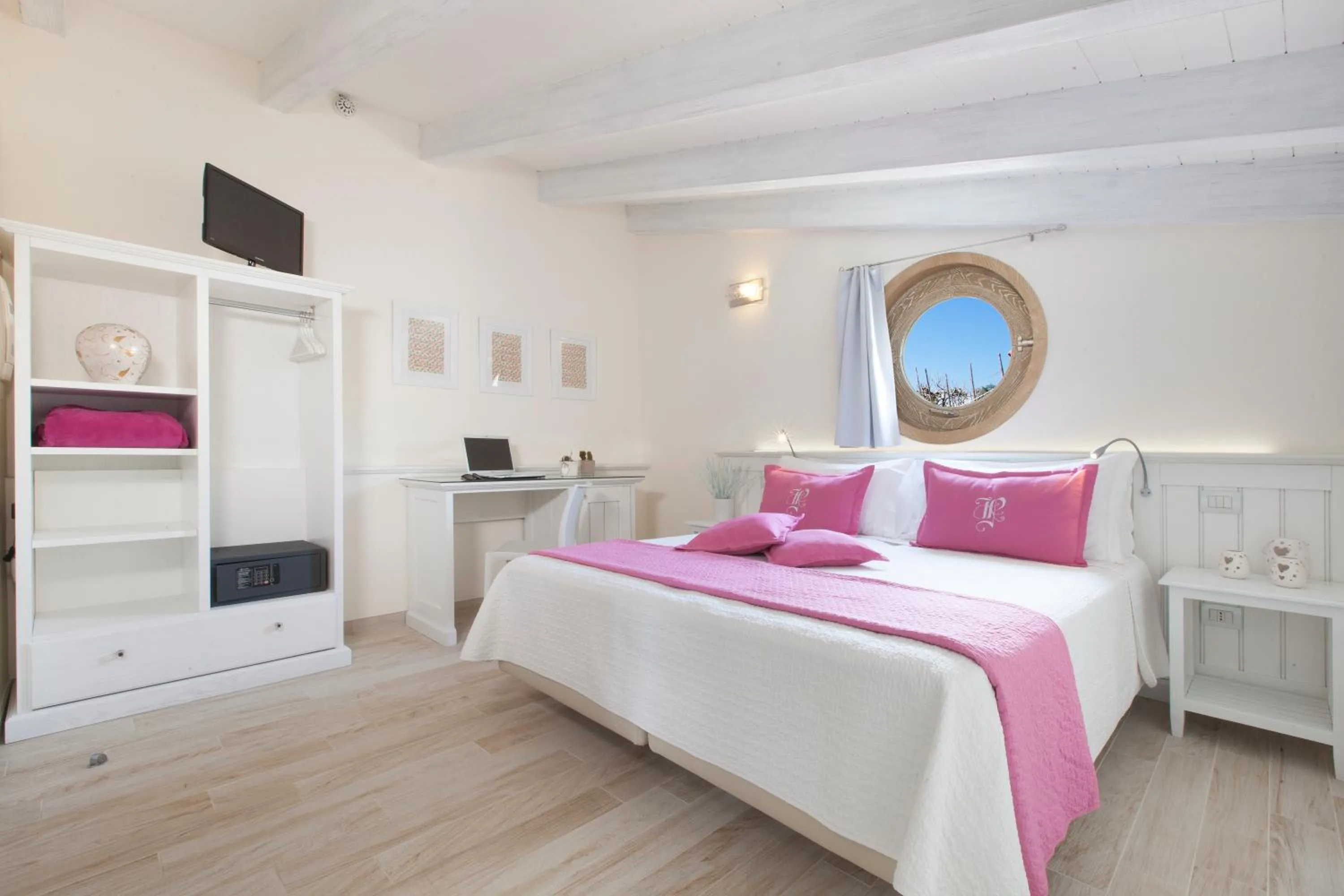 Photo of the whole room, Bed in Il Palmento Relais