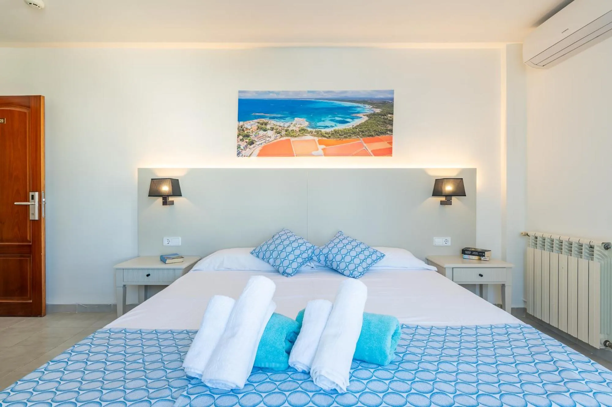 Bed in Hotel Martorell by MHR